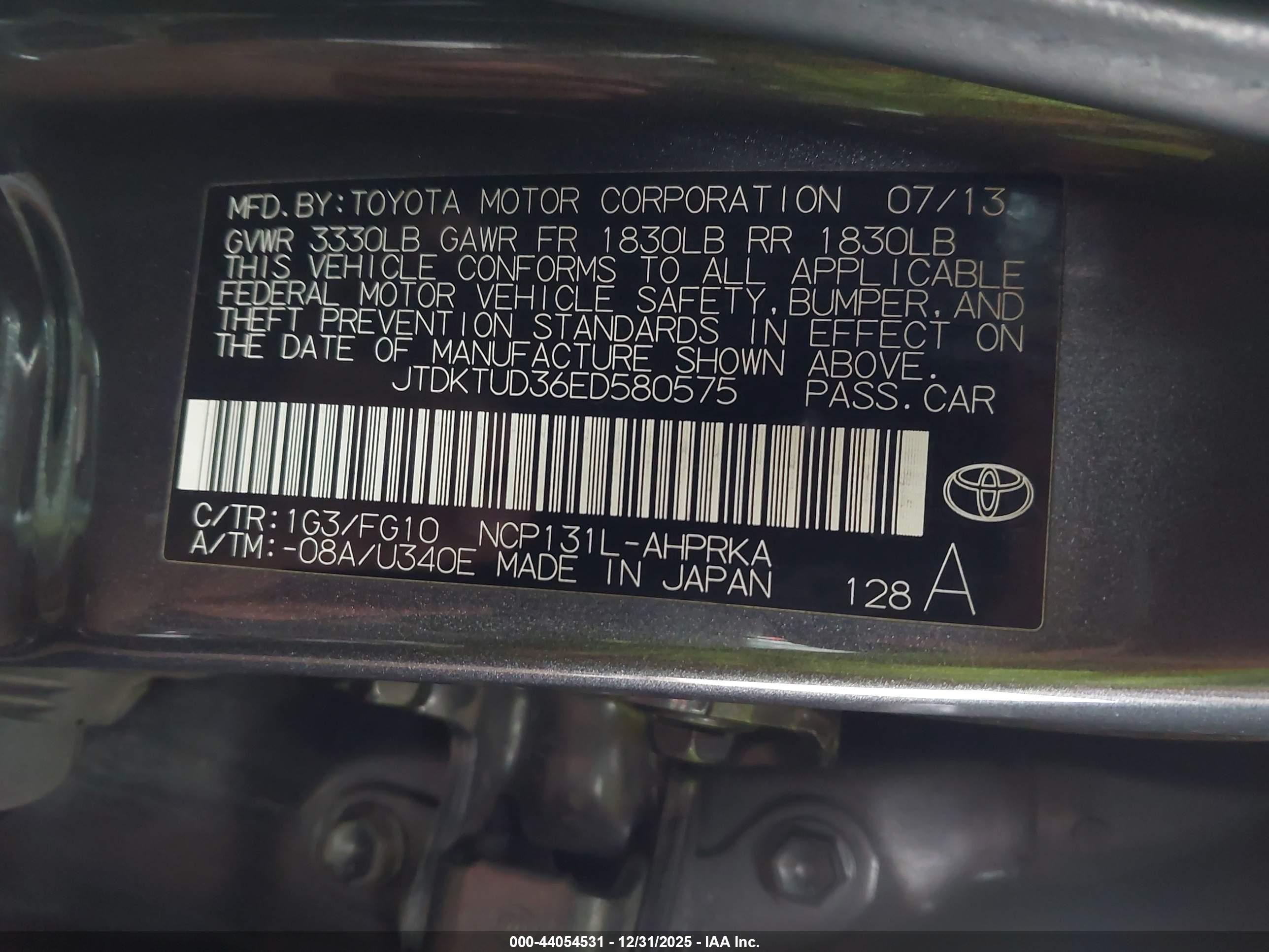 TOYOTA YARIS image 9
