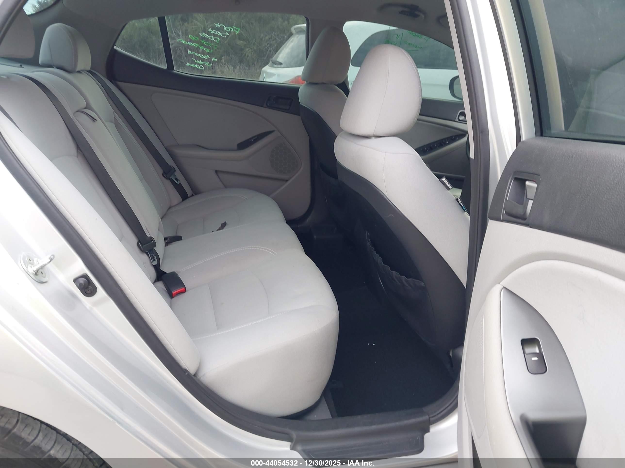 KIA OPTIMA image 8