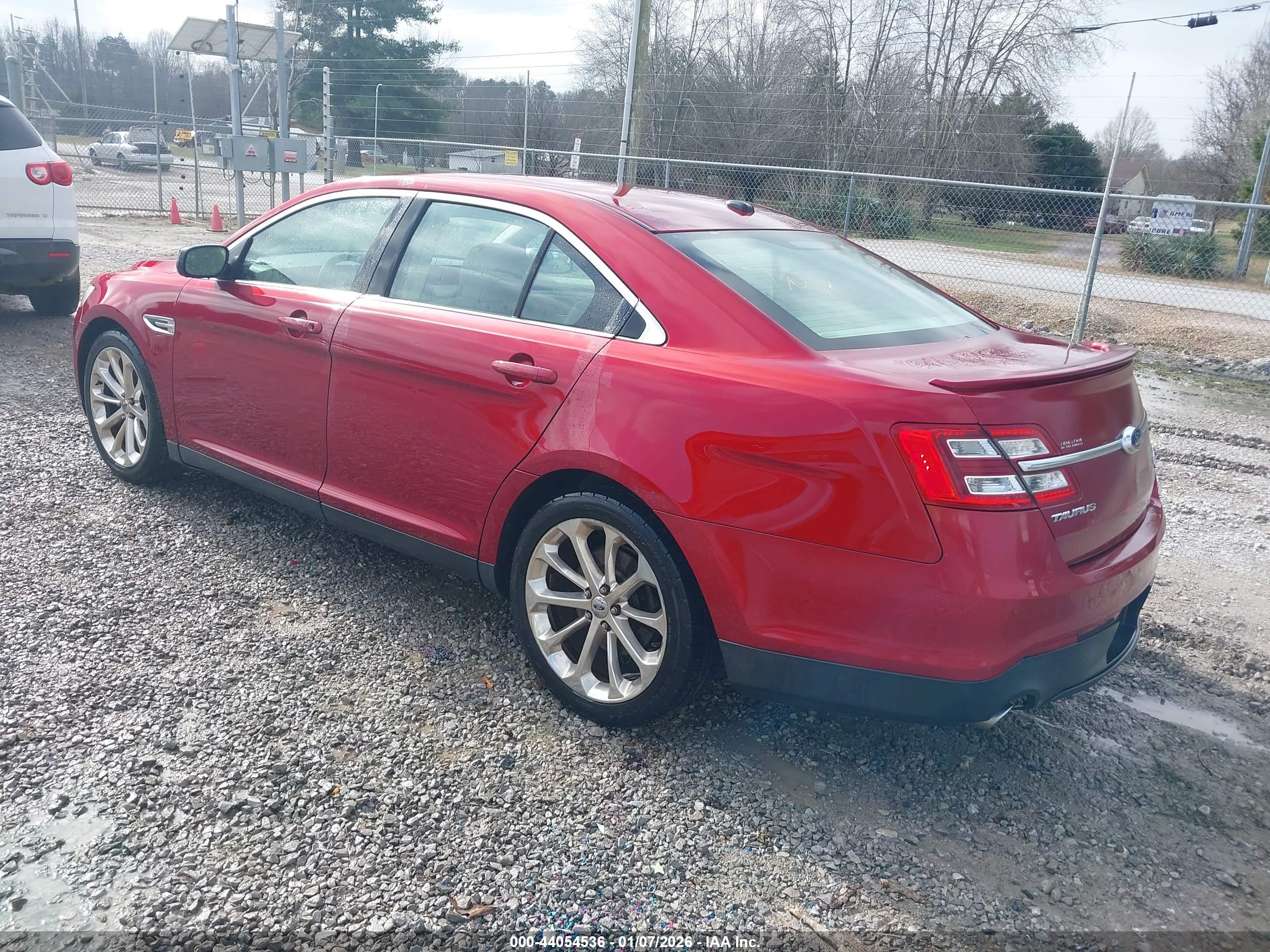 FORD TAURUS image 3