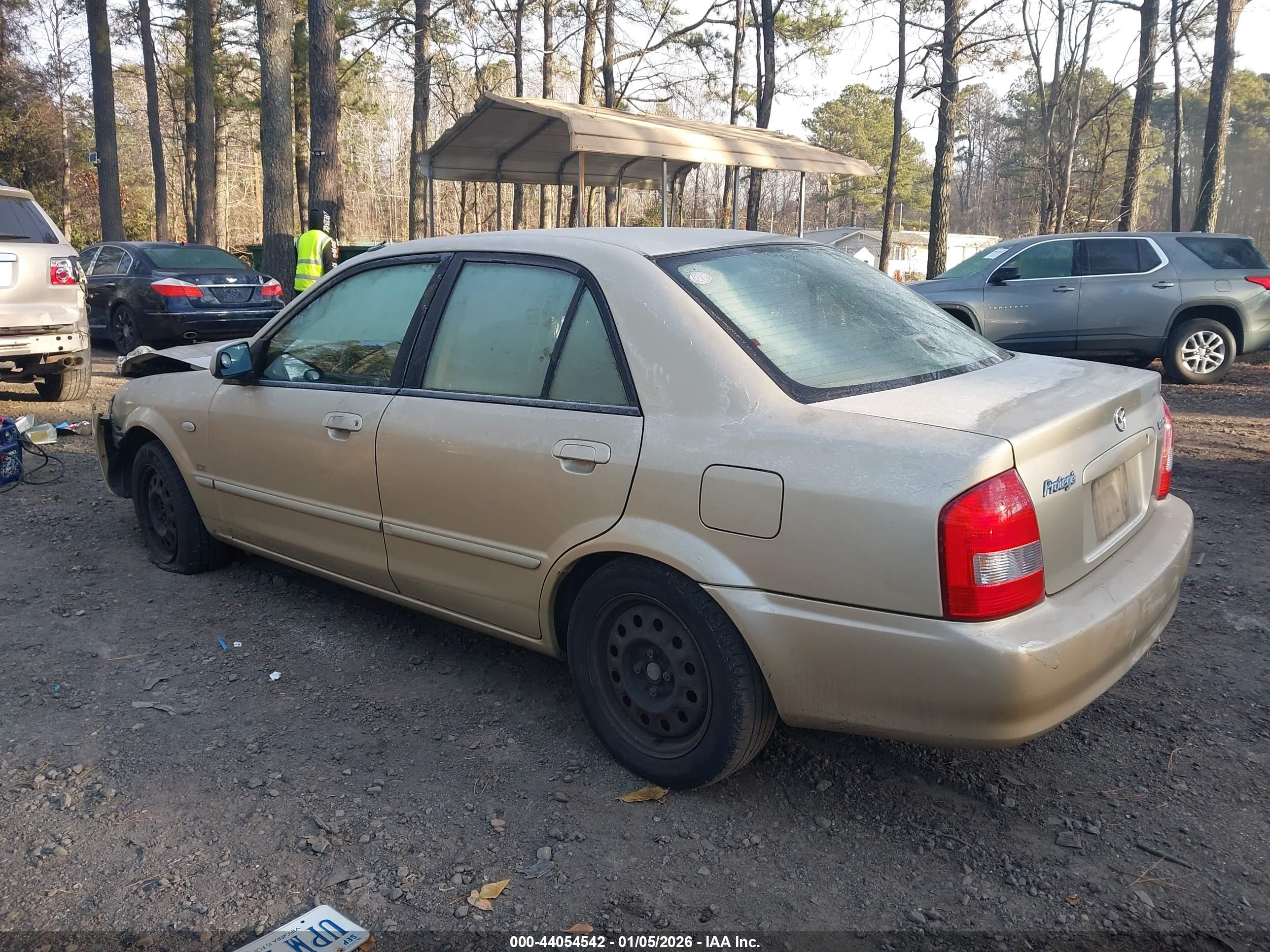 MAZDA PROTEGE image 3