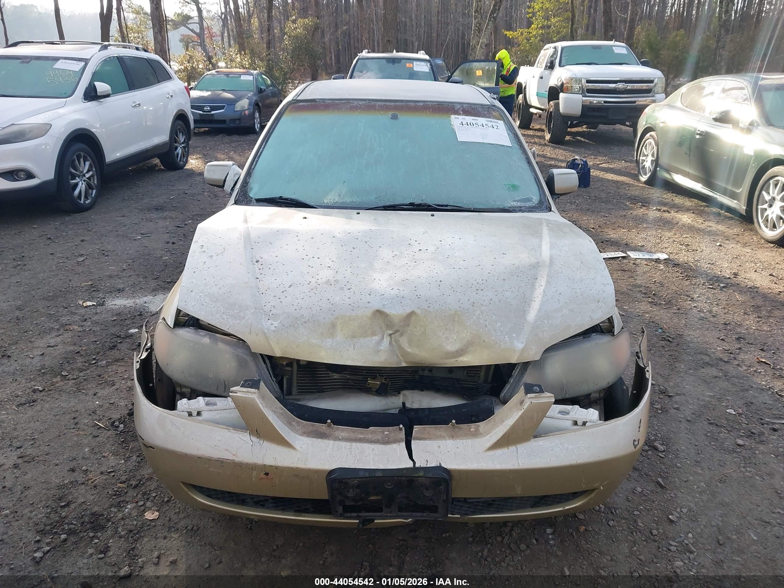 MAZDA PROTEGE image 6