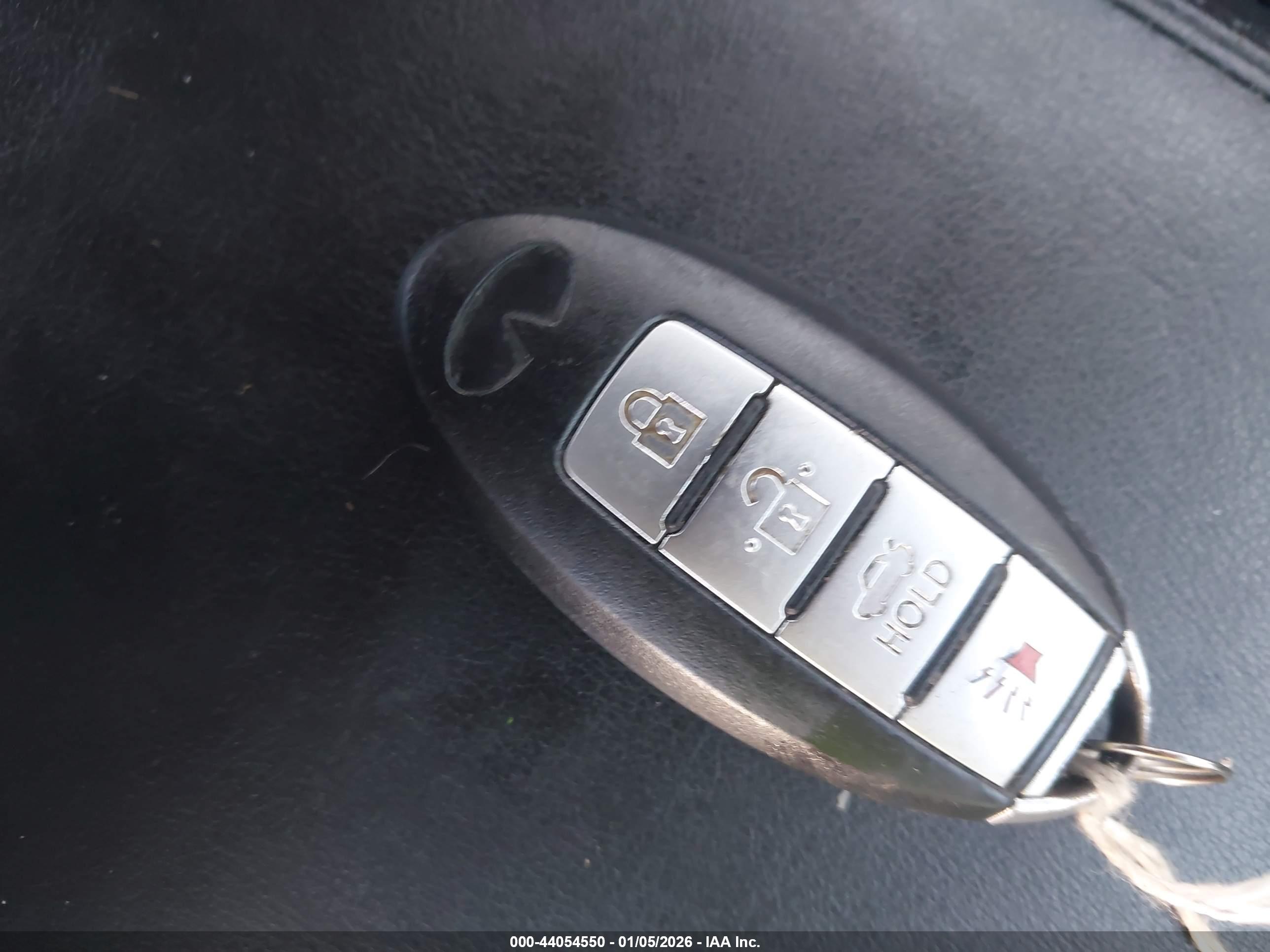 INFINITI G37 image 11