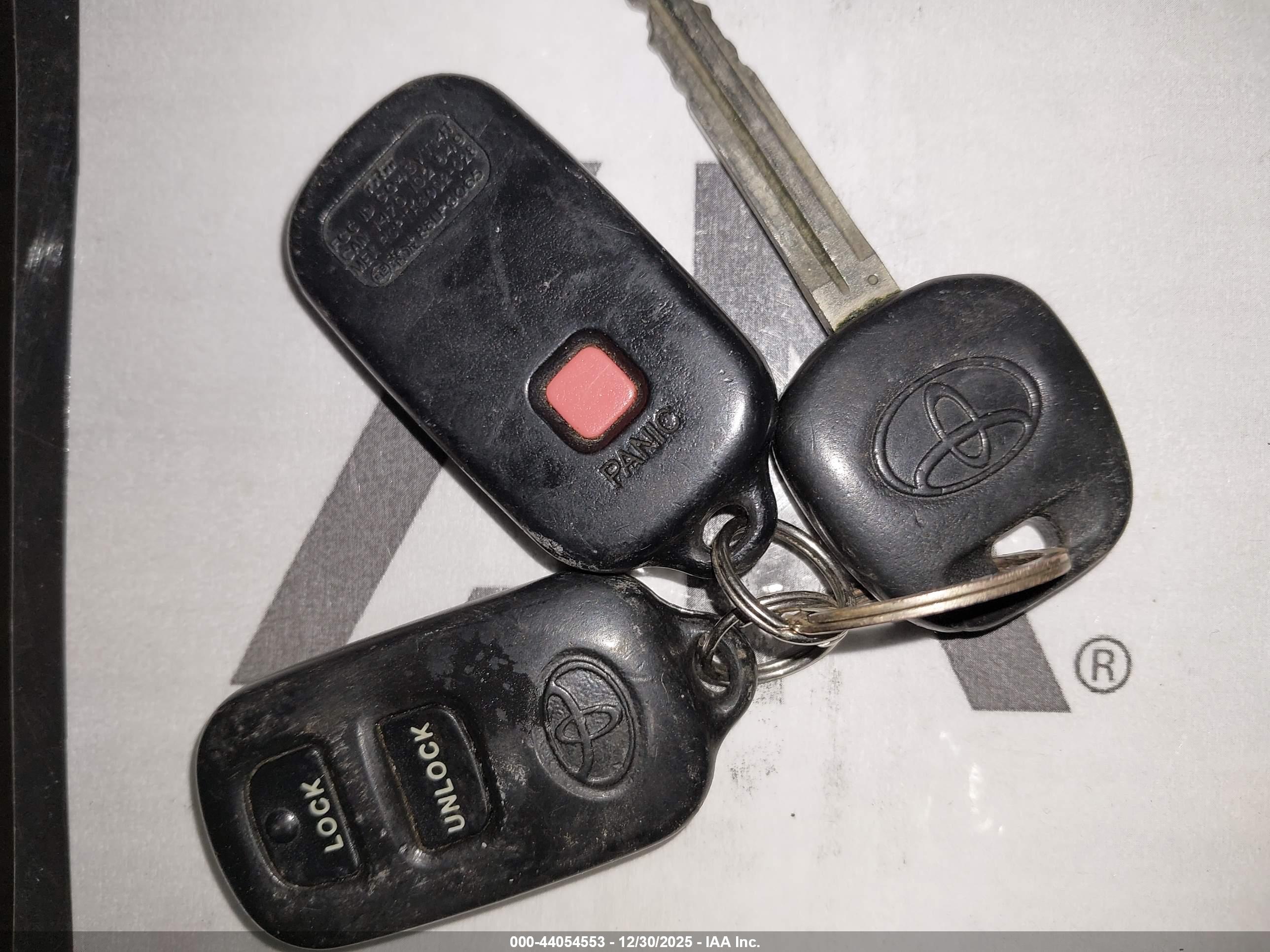 TOYOTA COROLLA image 11