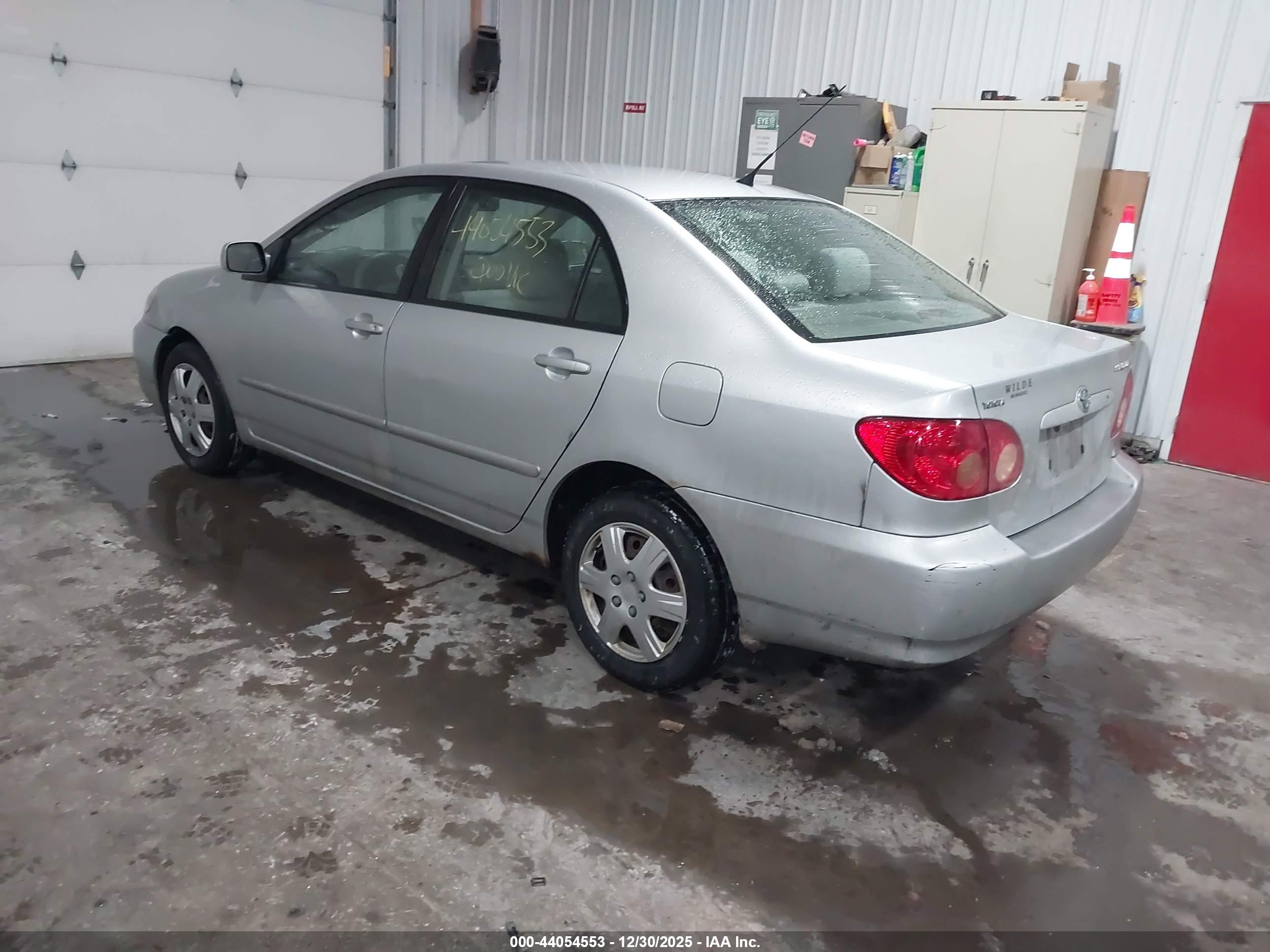 TOYOTA COROLLA image 3