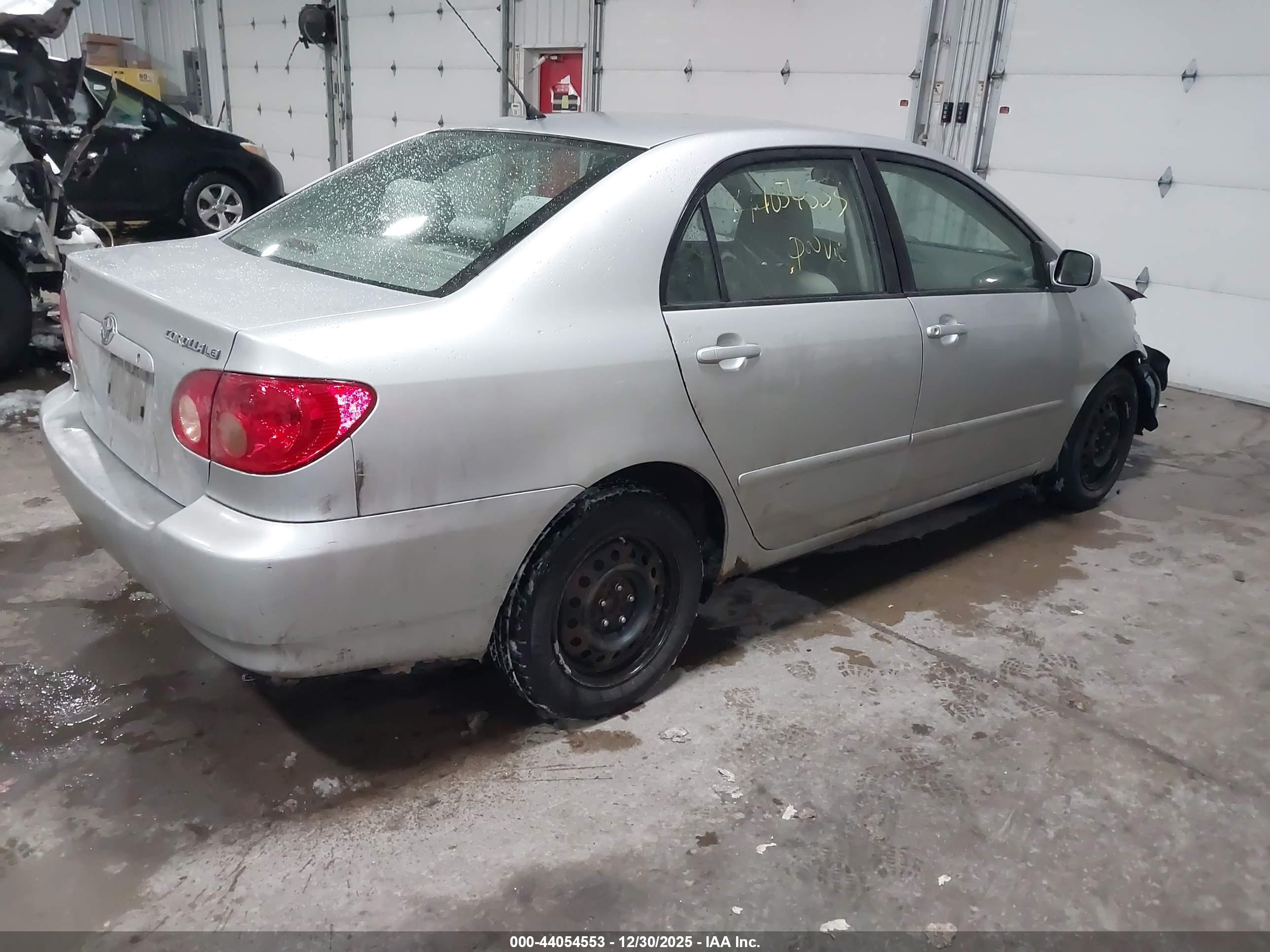 TOYOTA COROLLA image 4