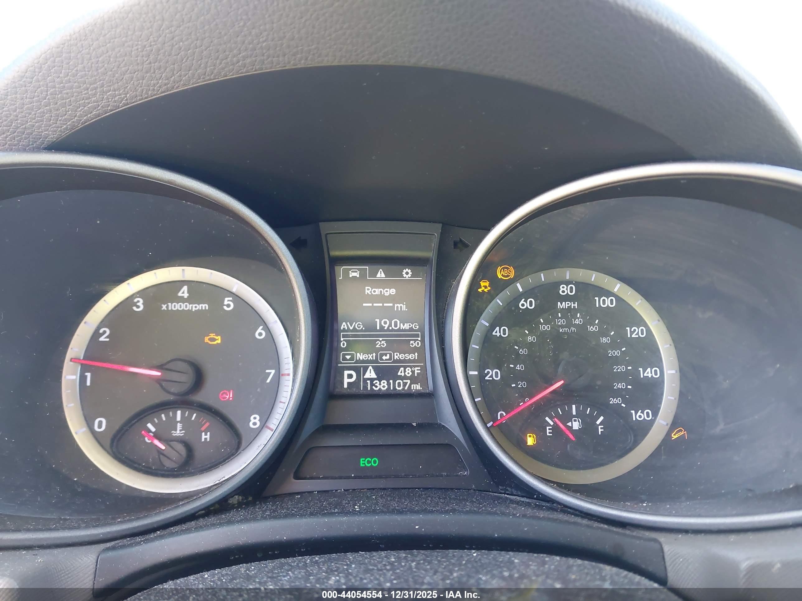 HYUNDAI SANTA image 7