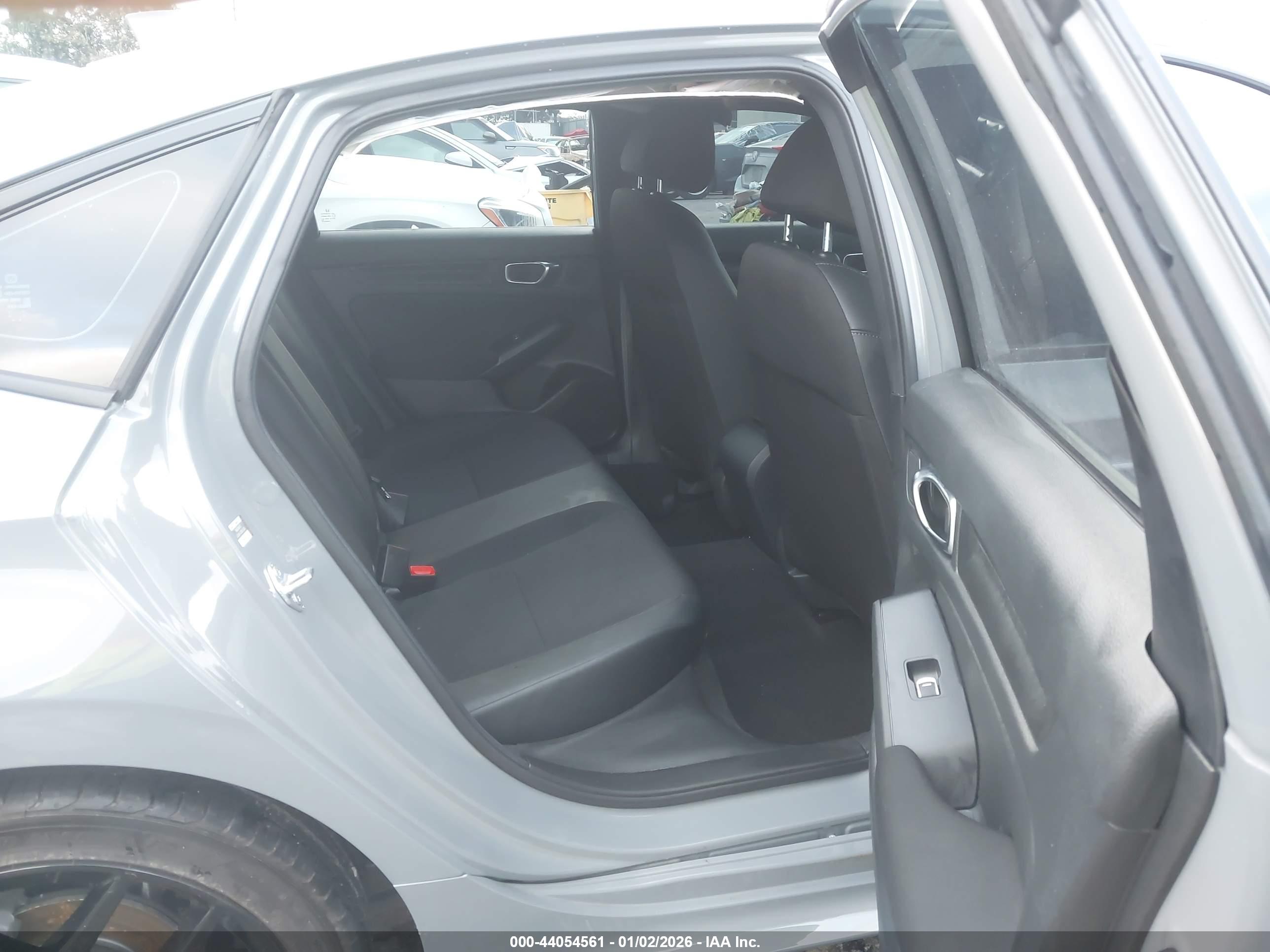 HONDA CIVIC image 8