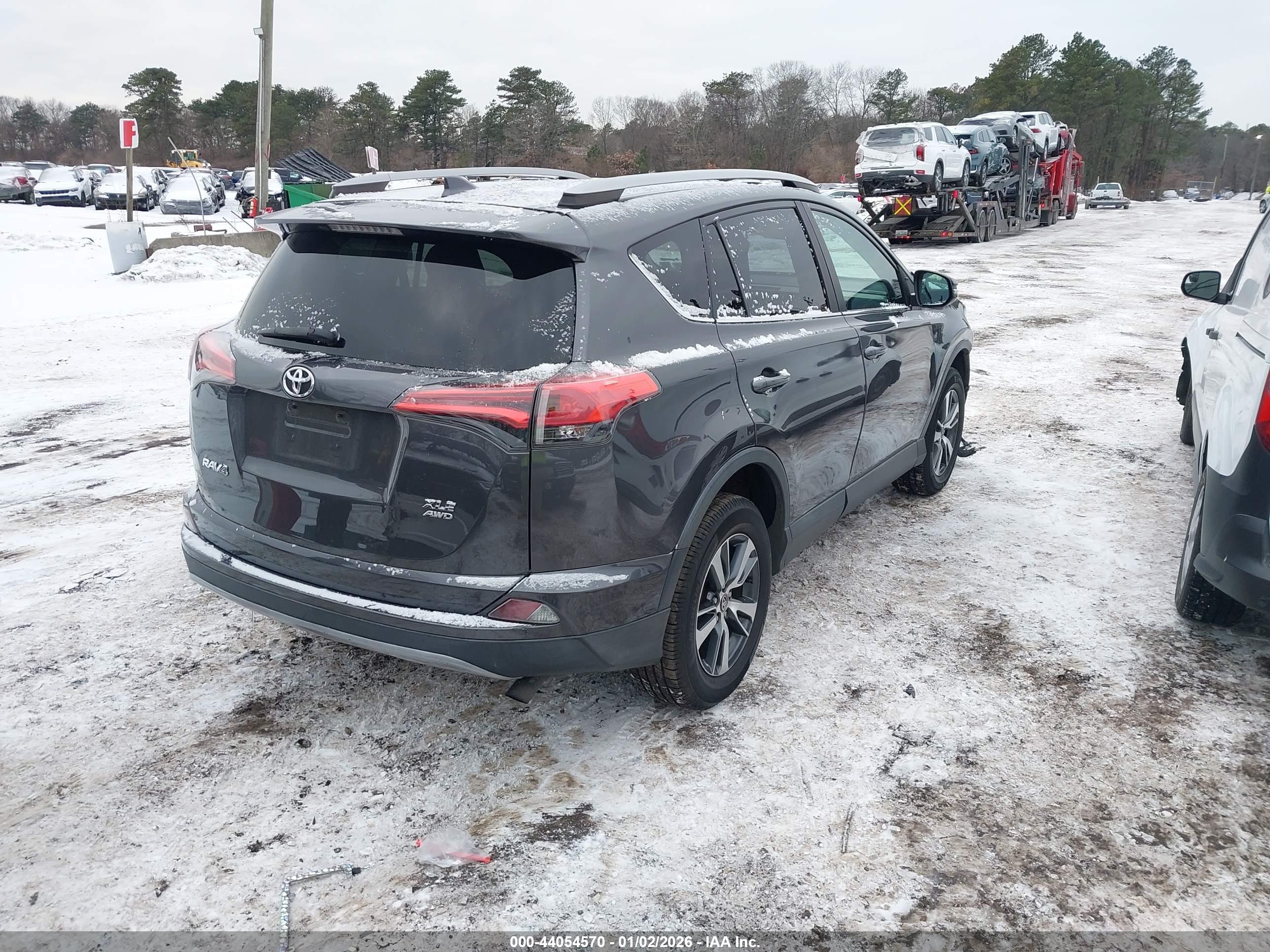 TOYOTA RAV4 image 4