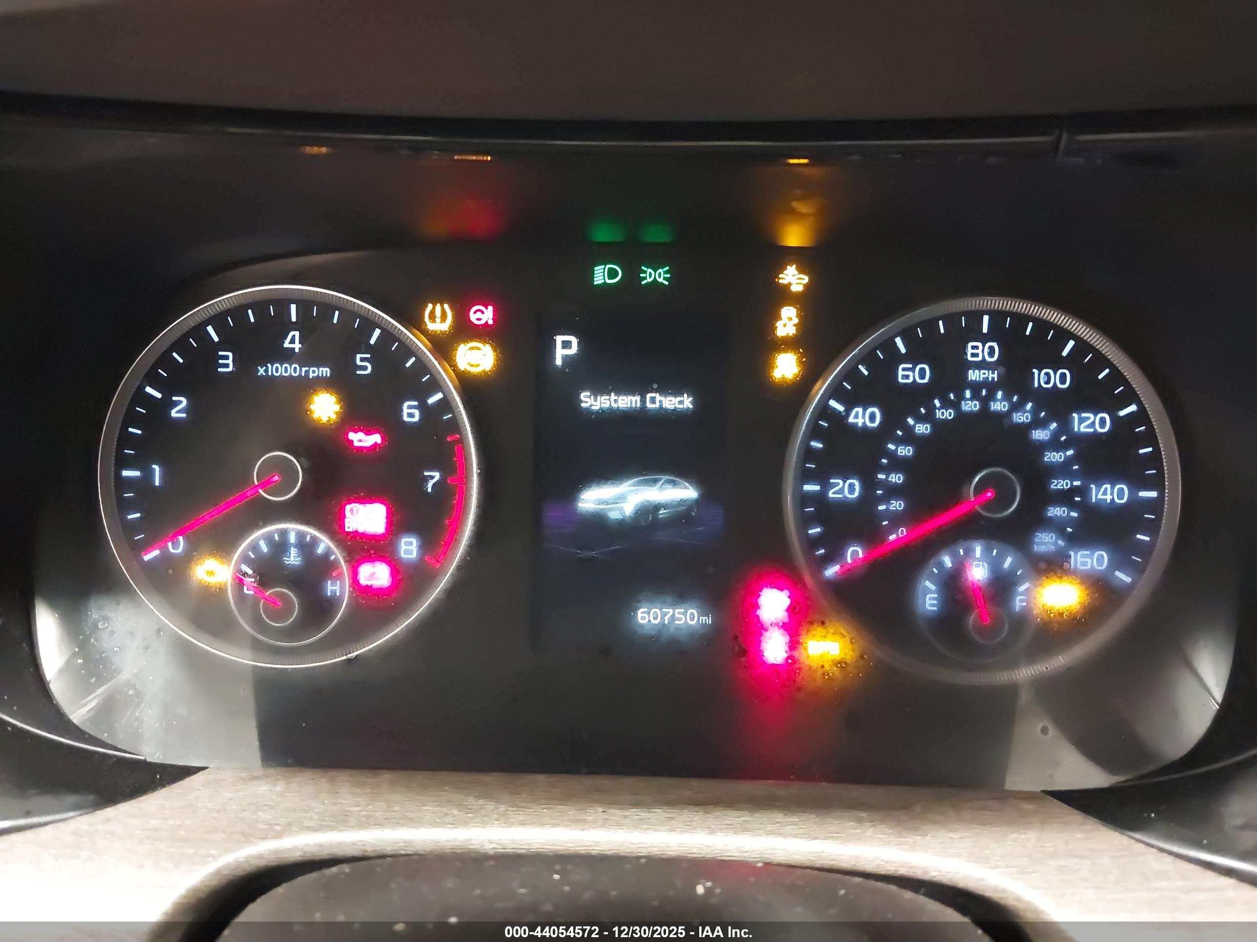 KIA K5 image 7