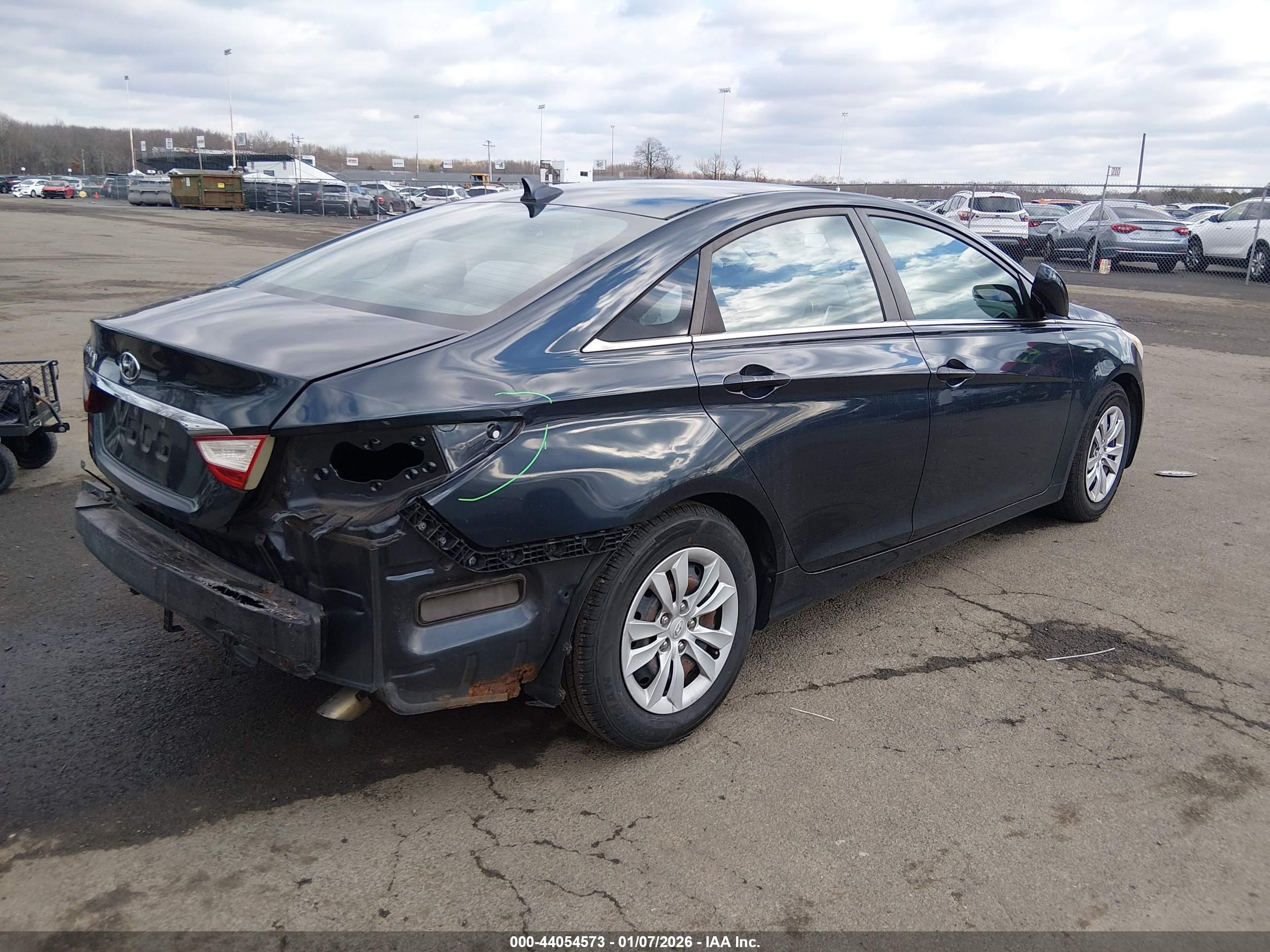 HYUNDAI SONATA image 4