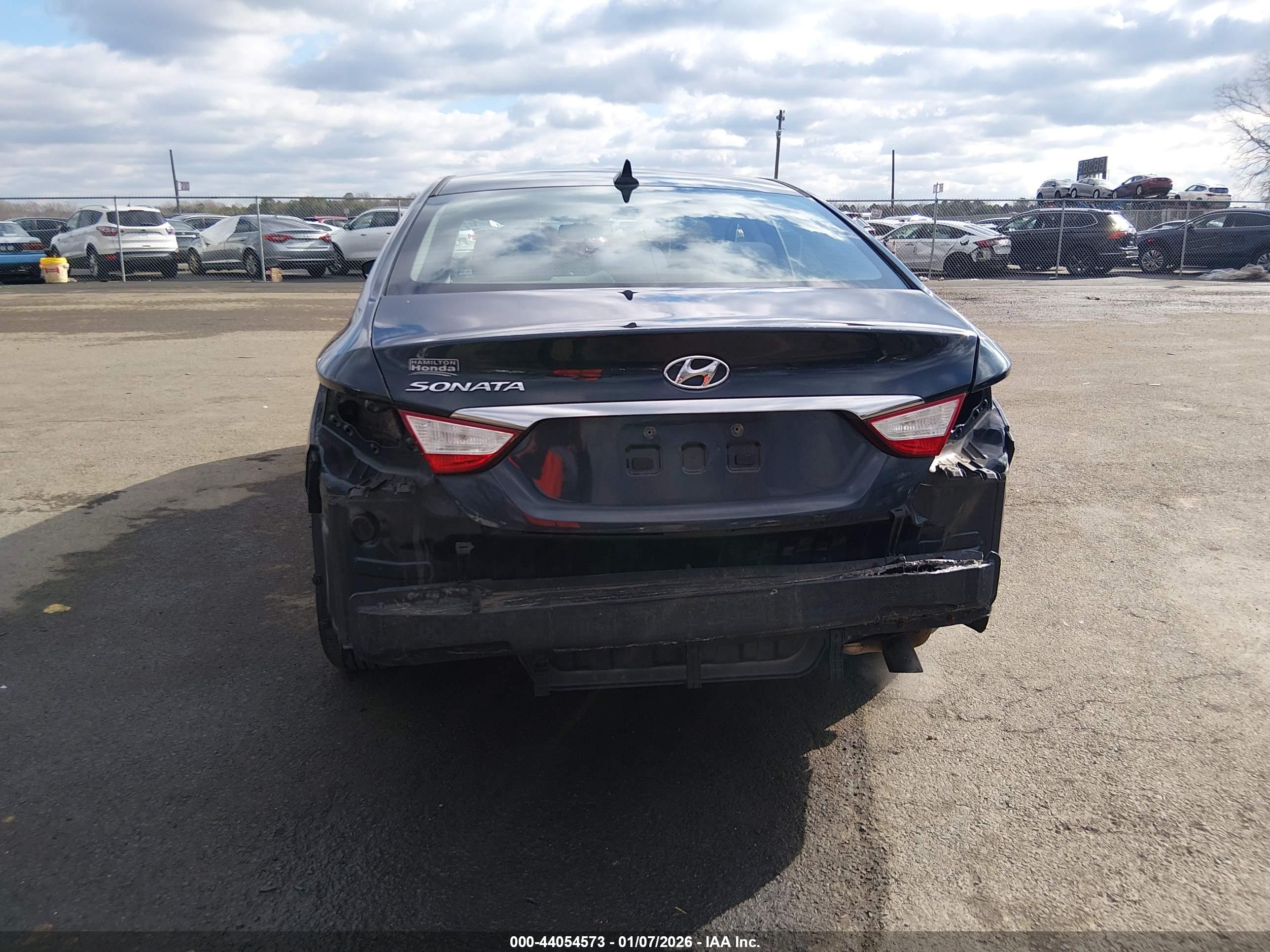 HYUNDAI SONATA image 6
