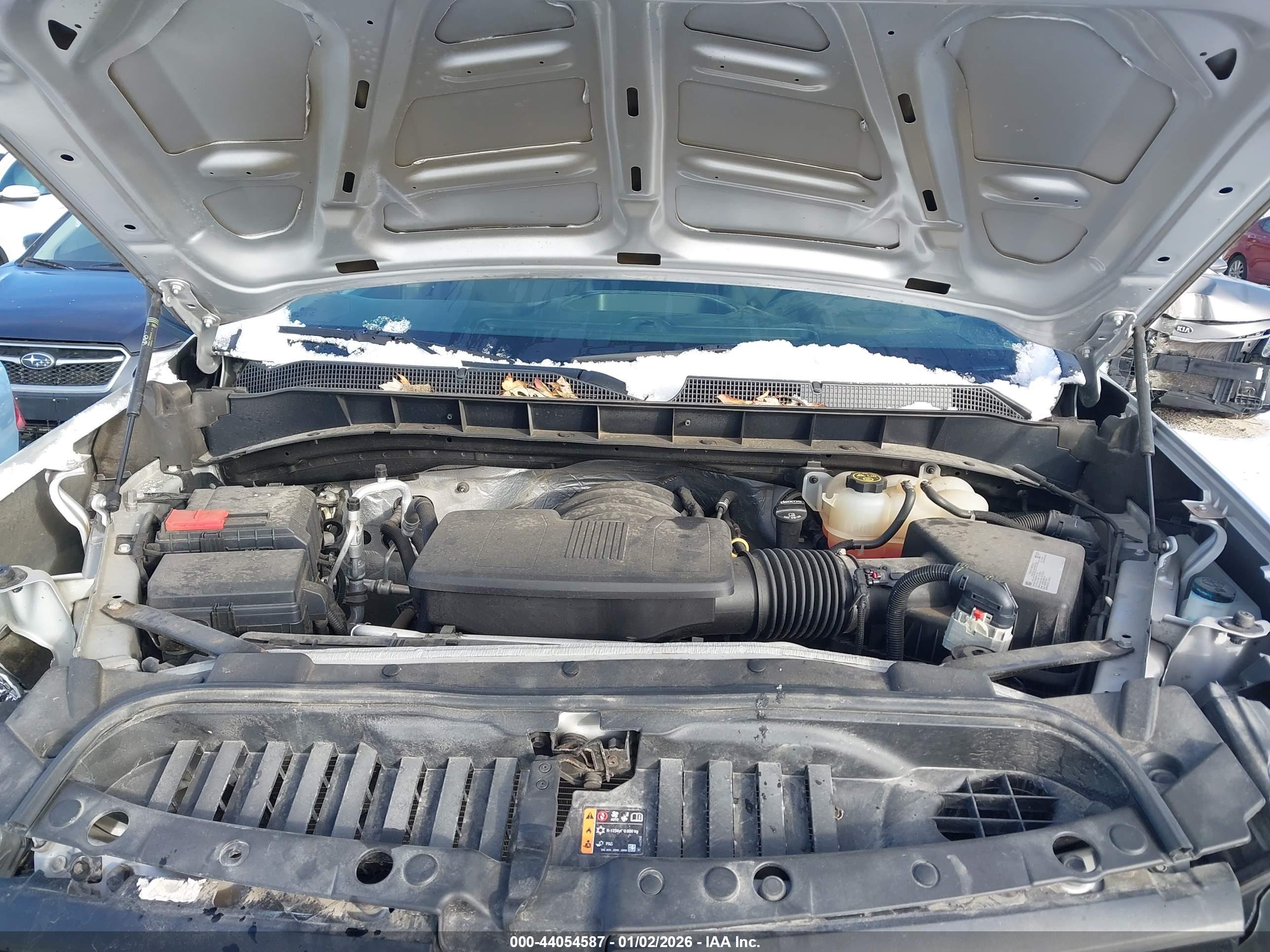 CHEVROLET SILVERADO image 10