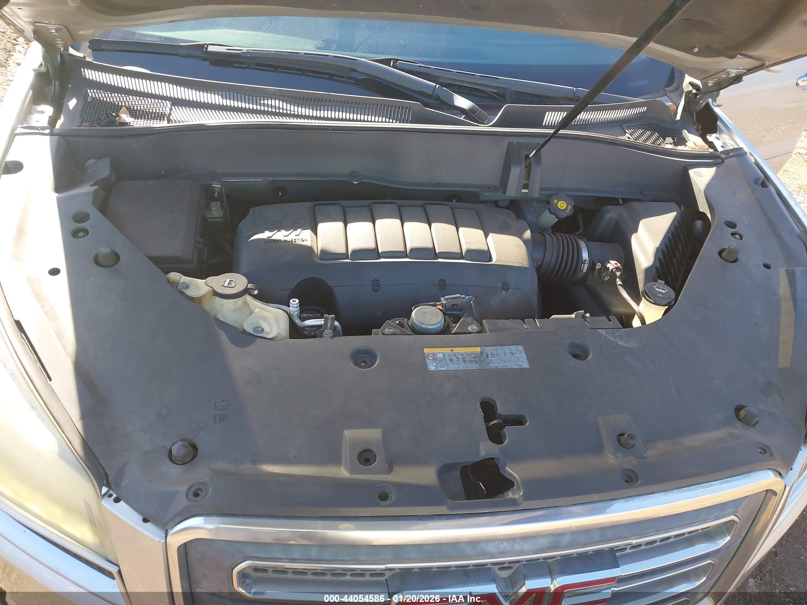 GMC ACADIA image 10