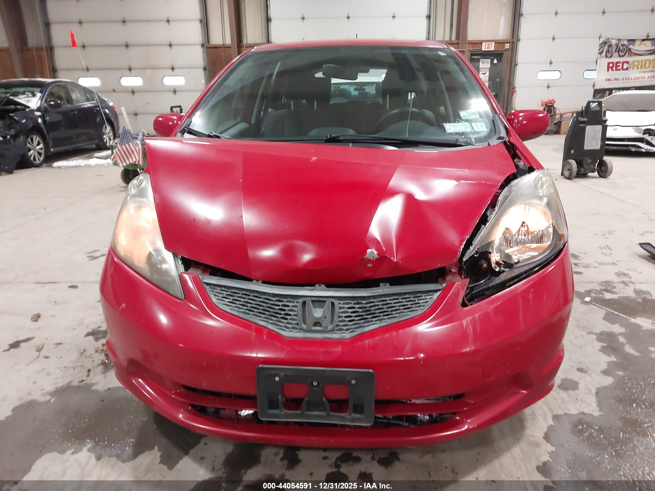 HONDA FIT image 6