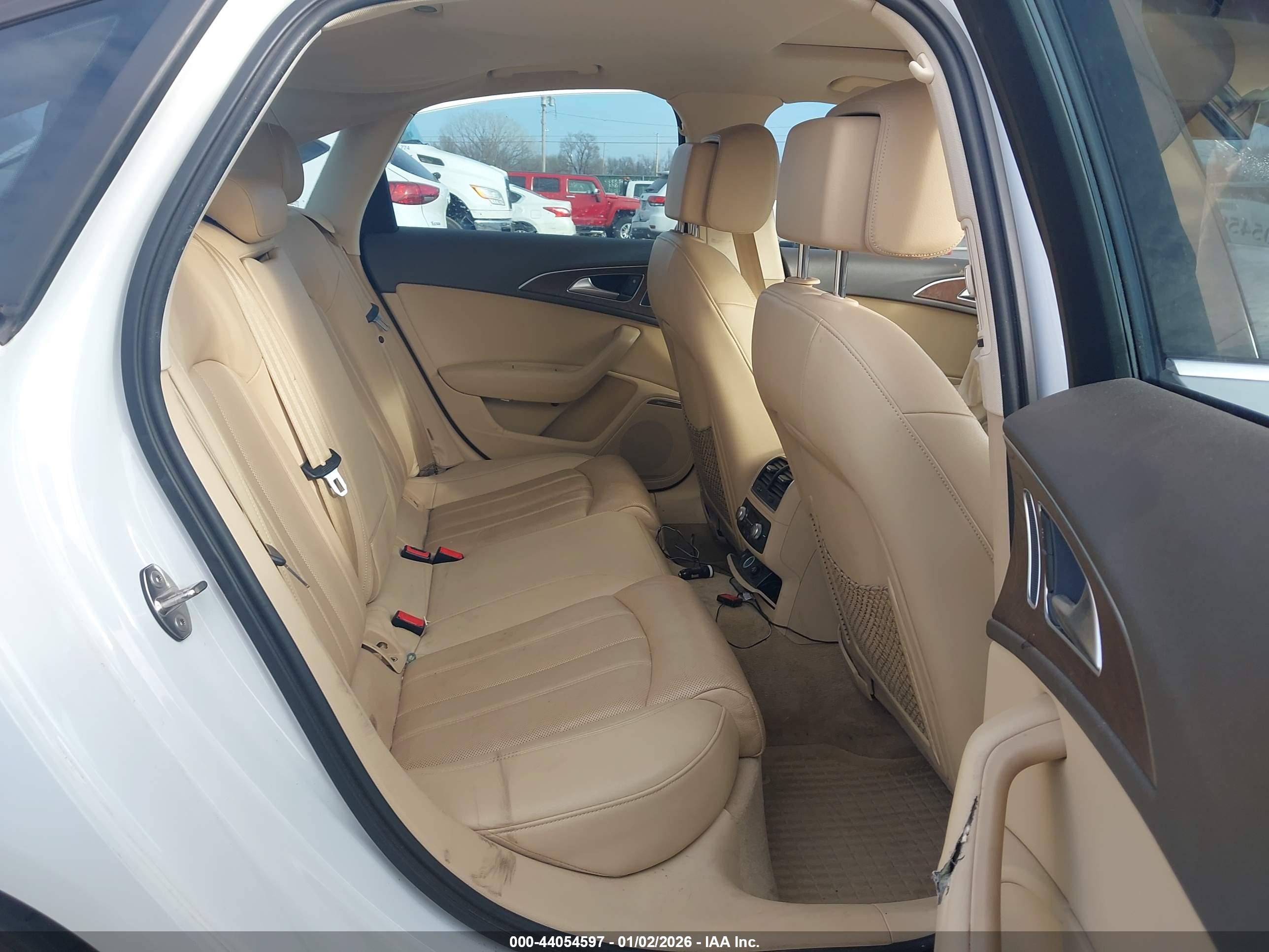 AUDI A6 image 8