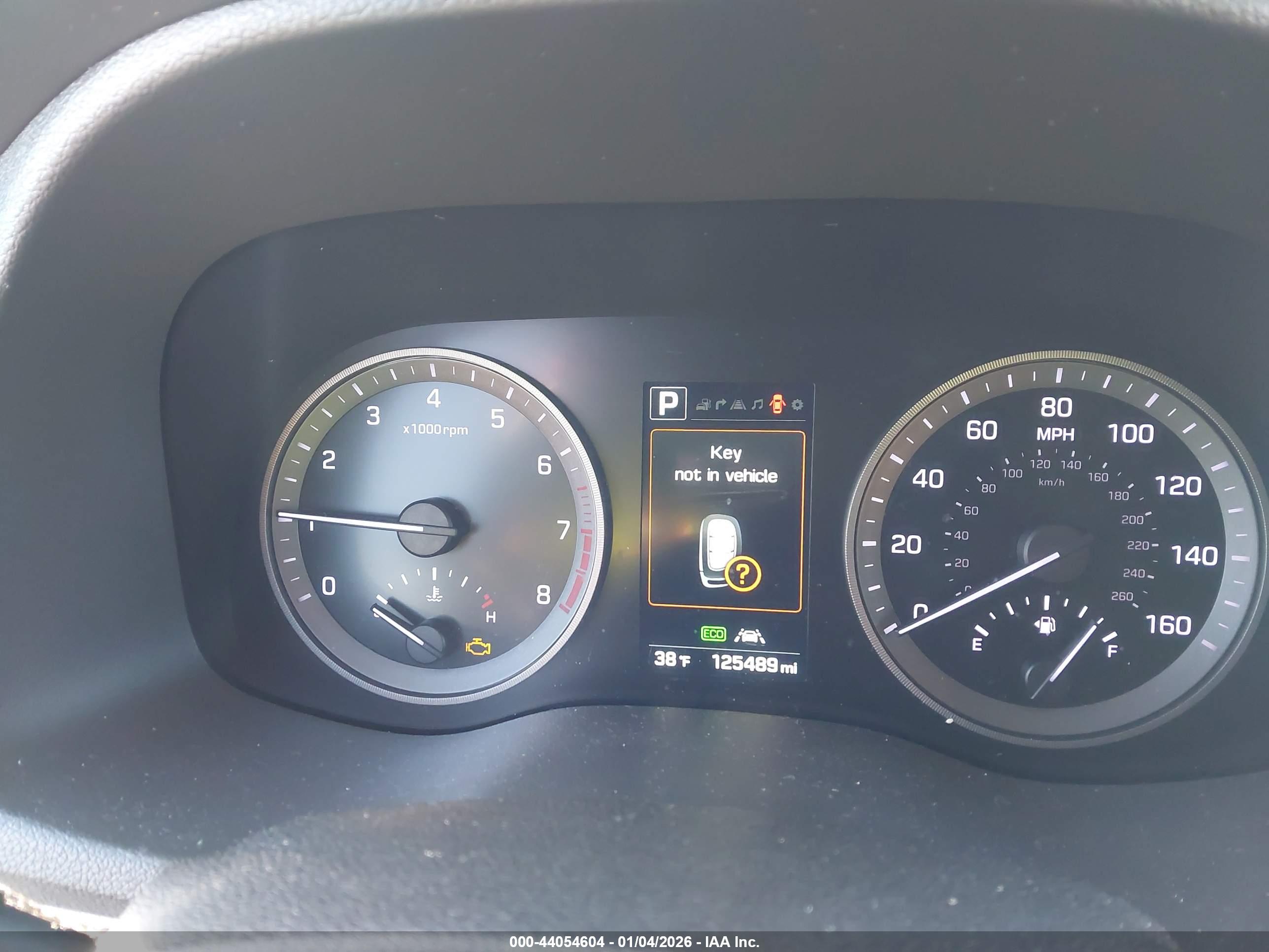 HYUNDAI TUCSON image 7