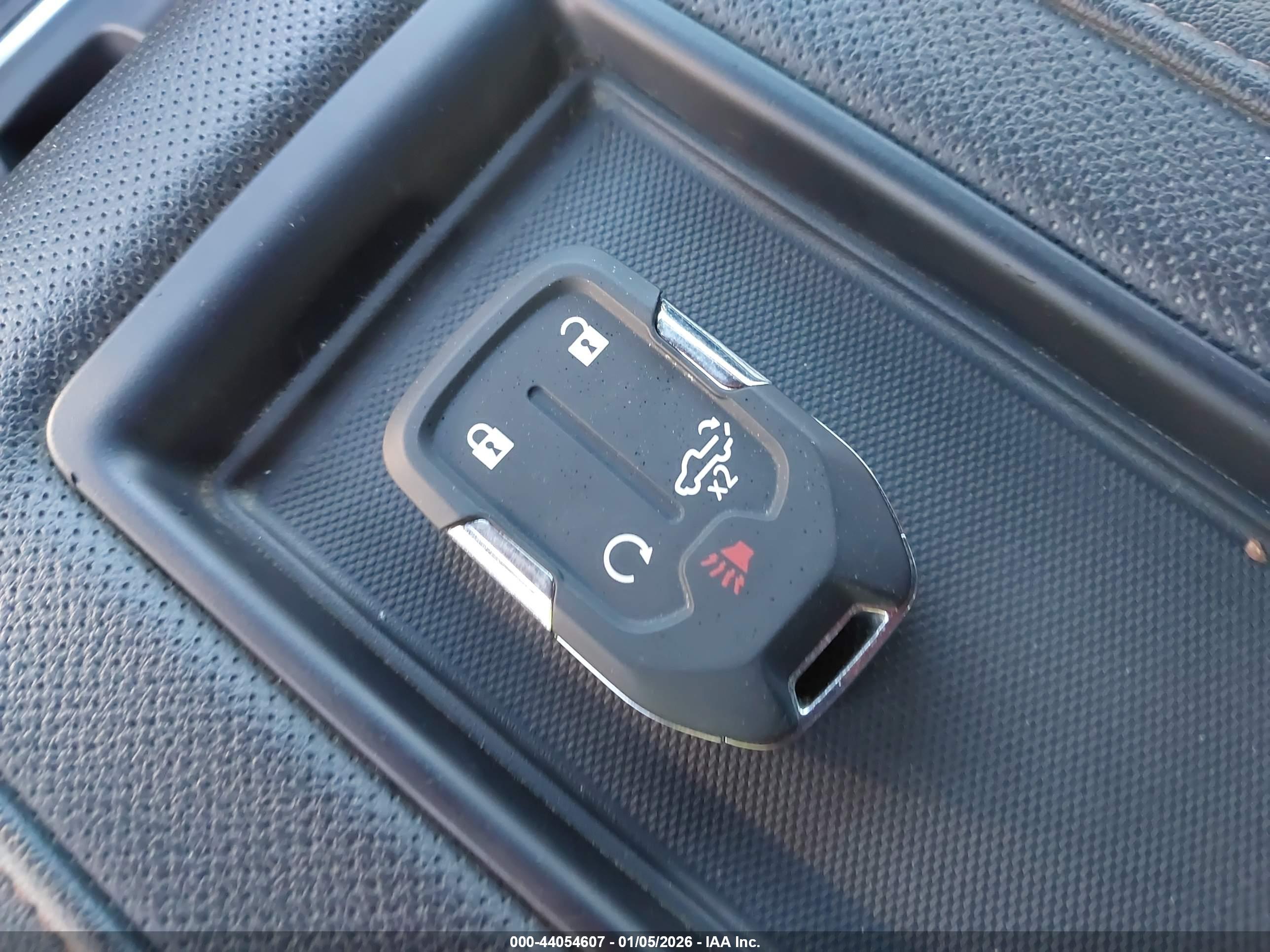 GMC SIERRA image 11