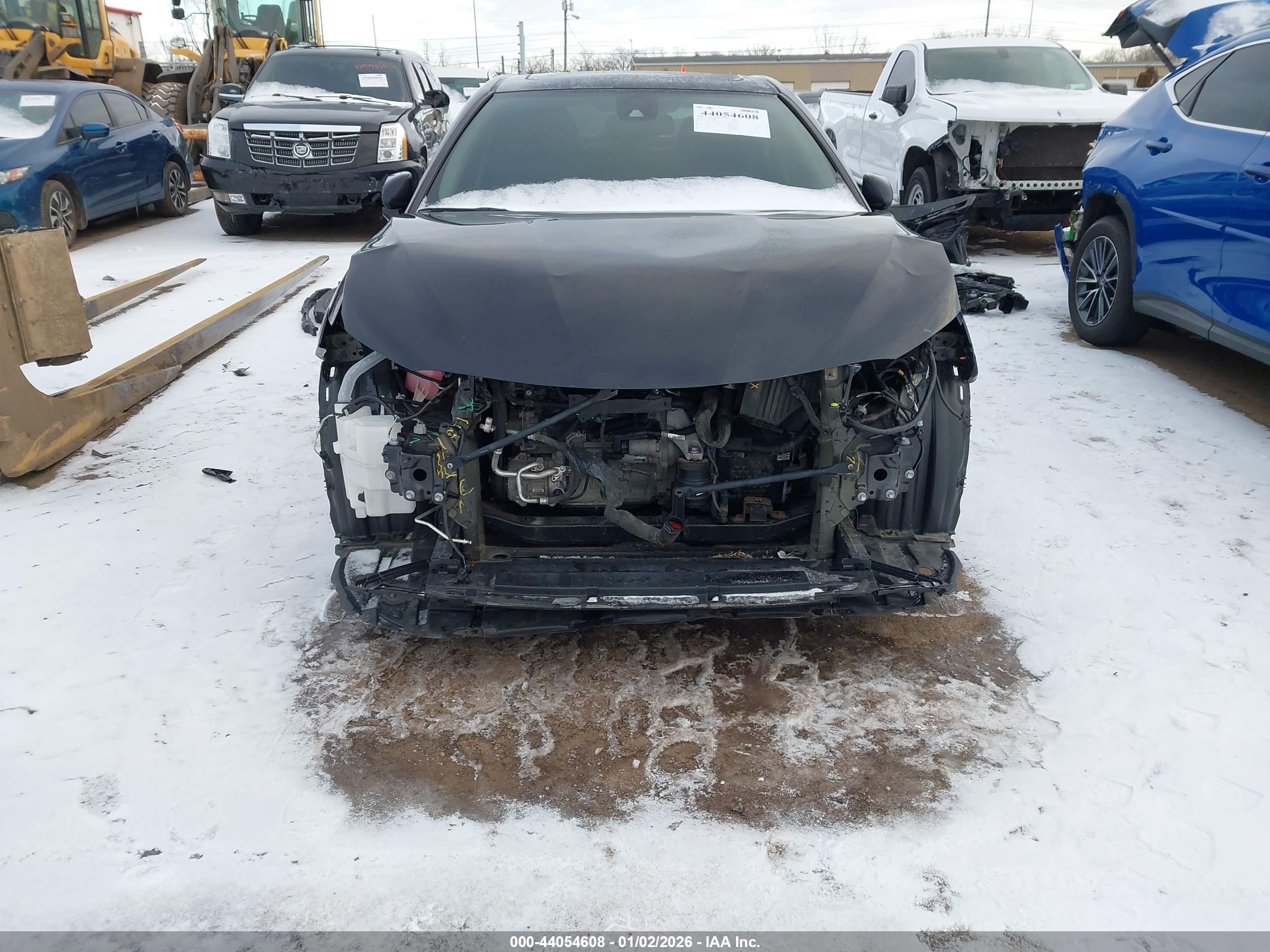 TOYOTA CAMRY image 6