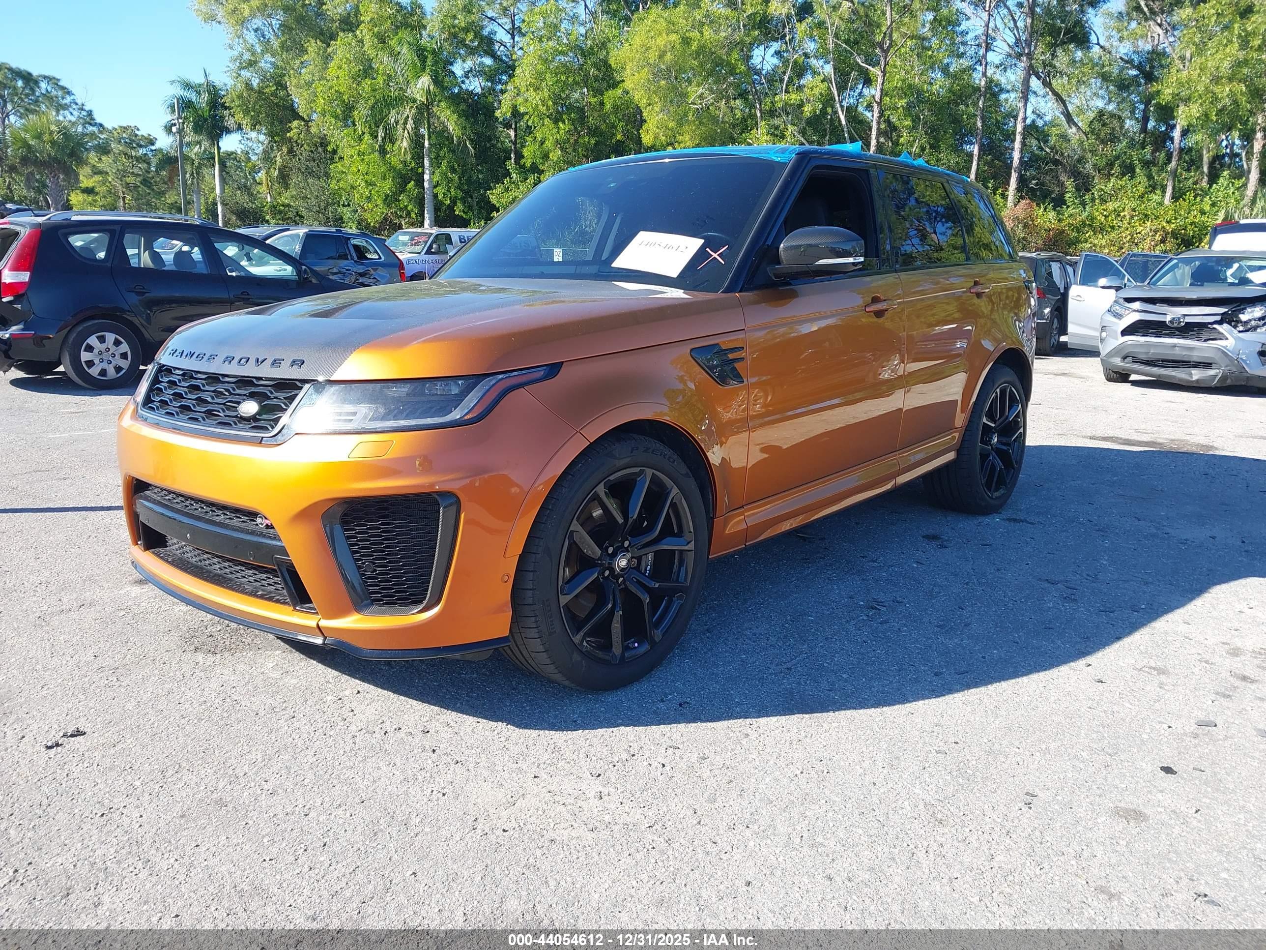LAND ROVER image 2