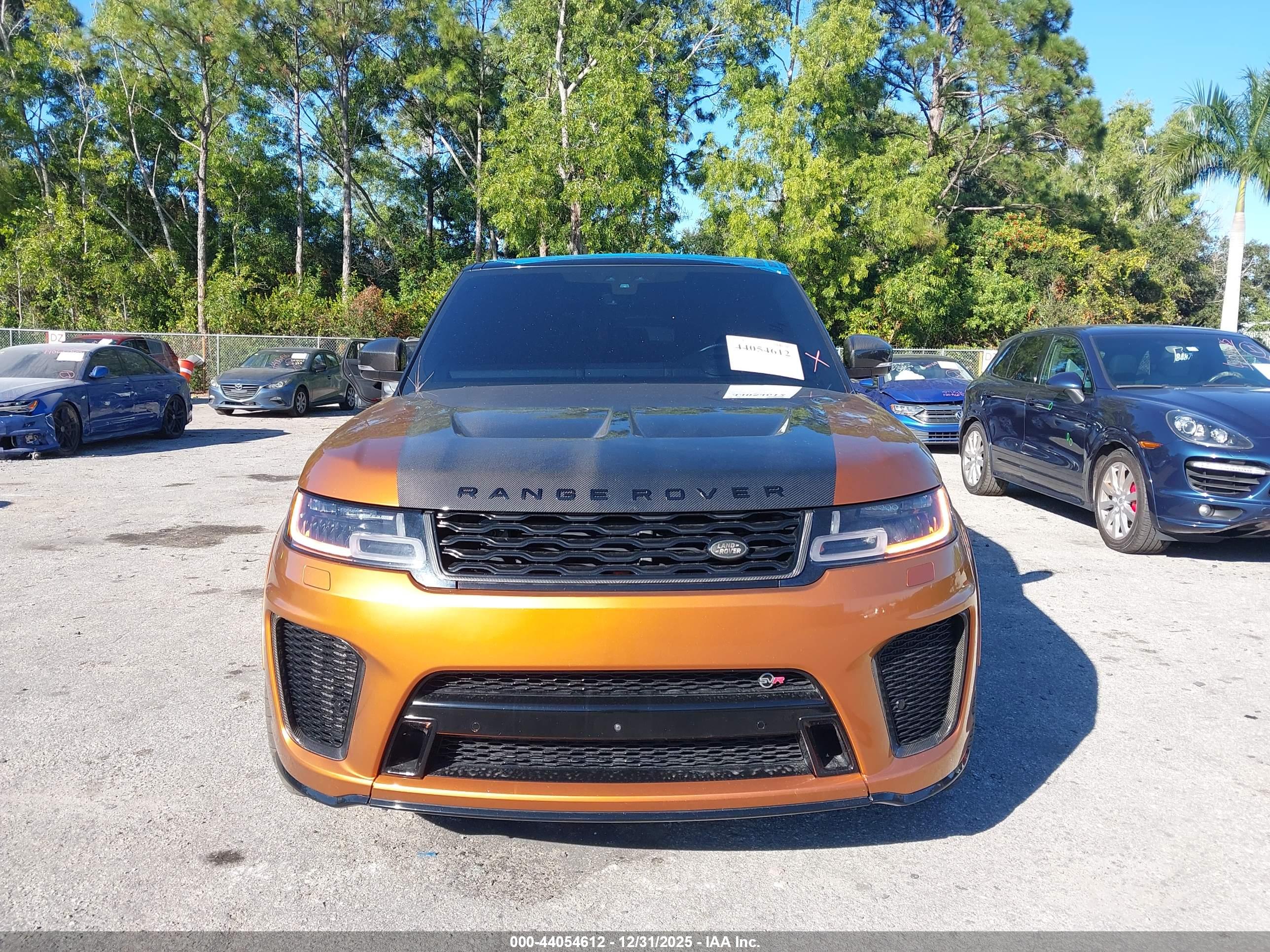 LAND ROVER image 6