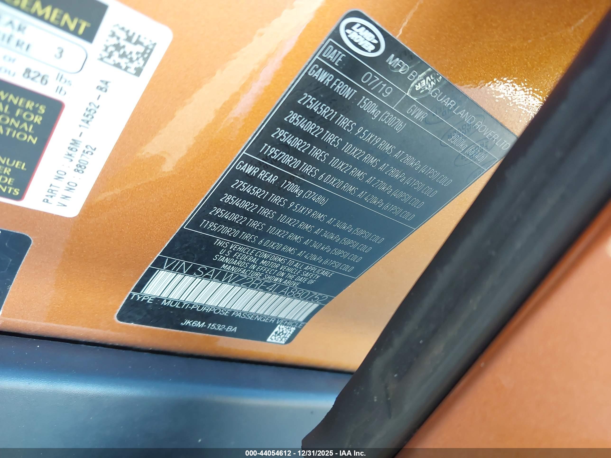 LAND ROVER image 9