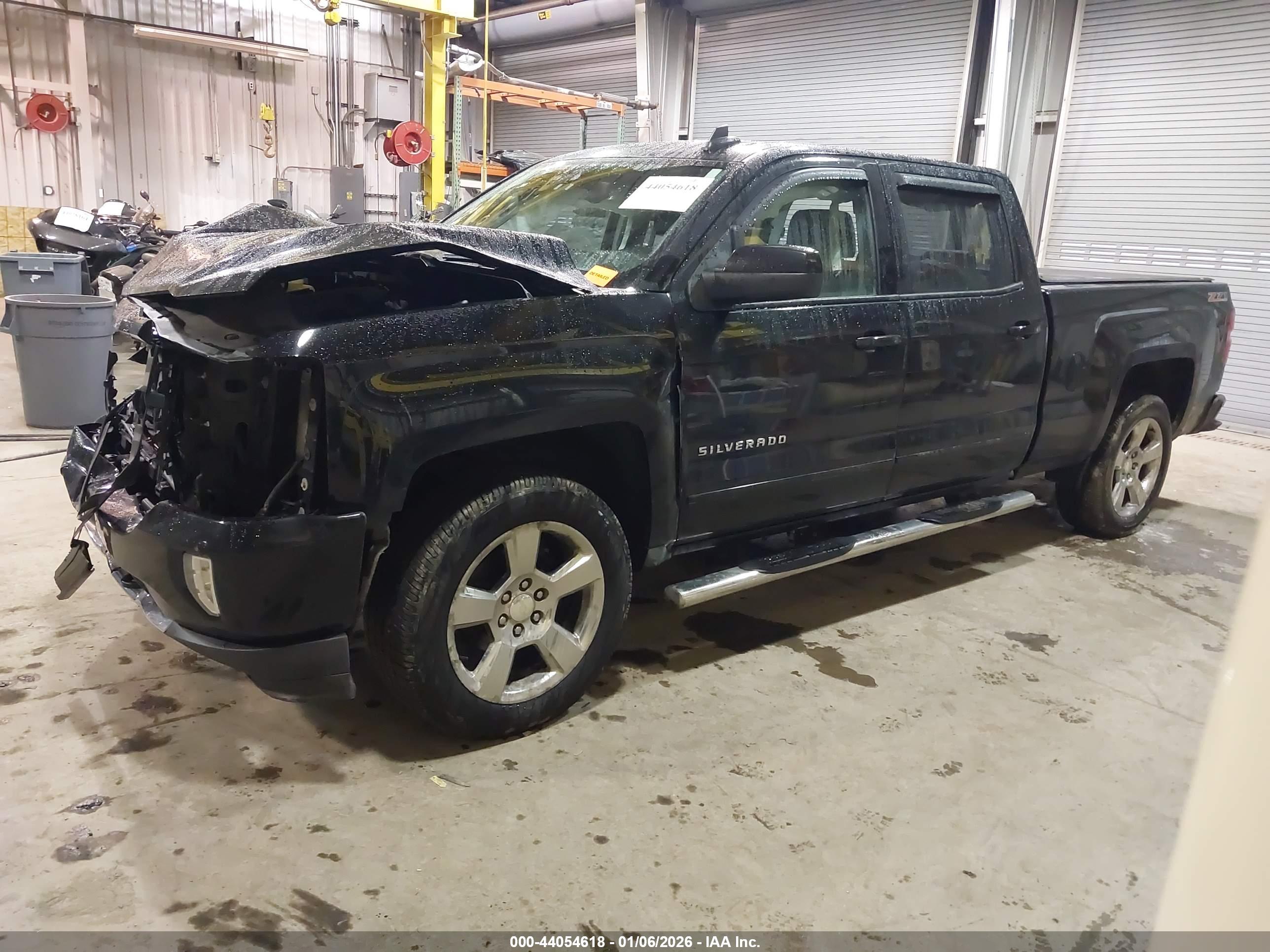 CHEVROLET SILVERADO image 2