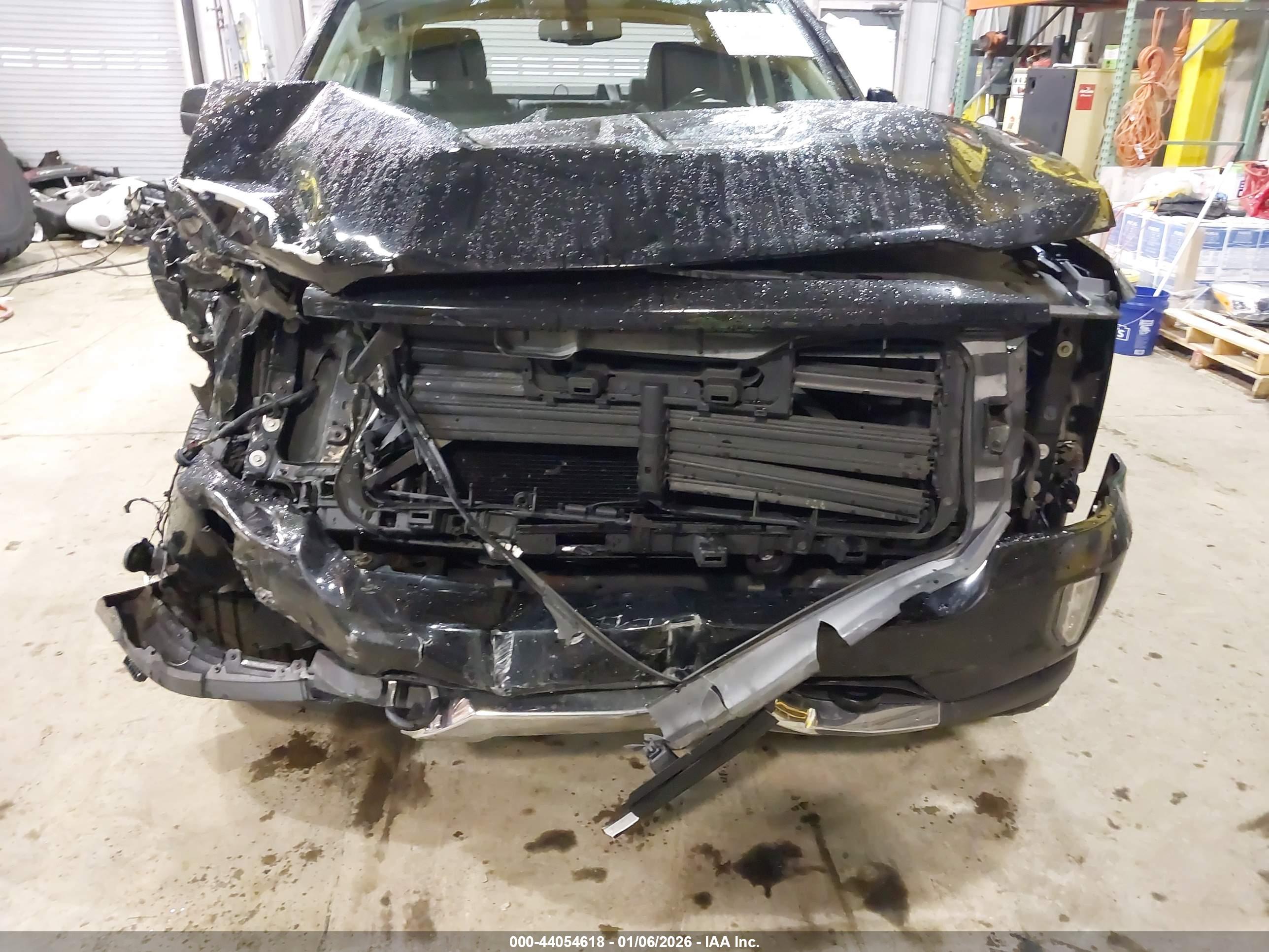 CHEVROLET SILVERADO image 6