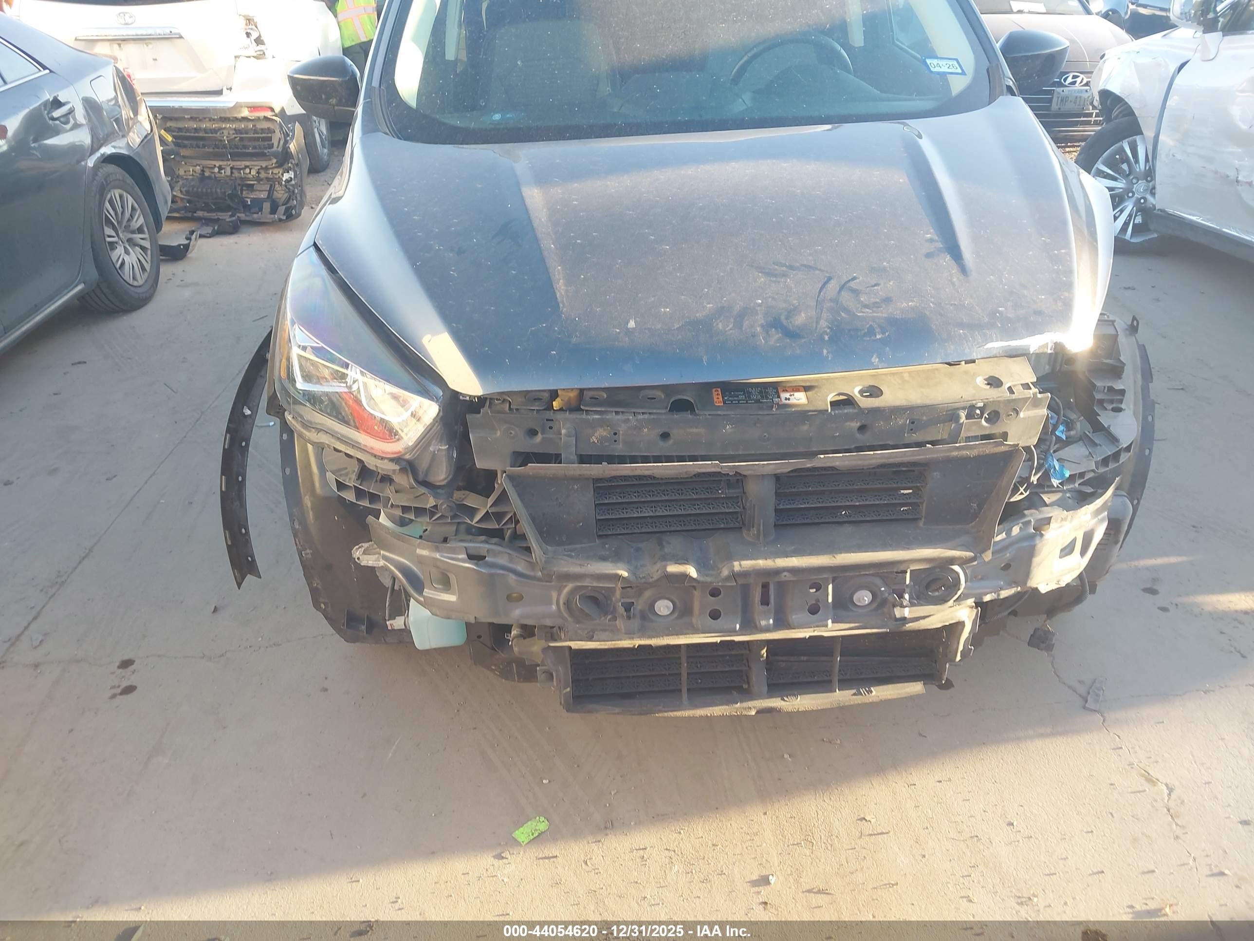 FORD ESCAPE image 6