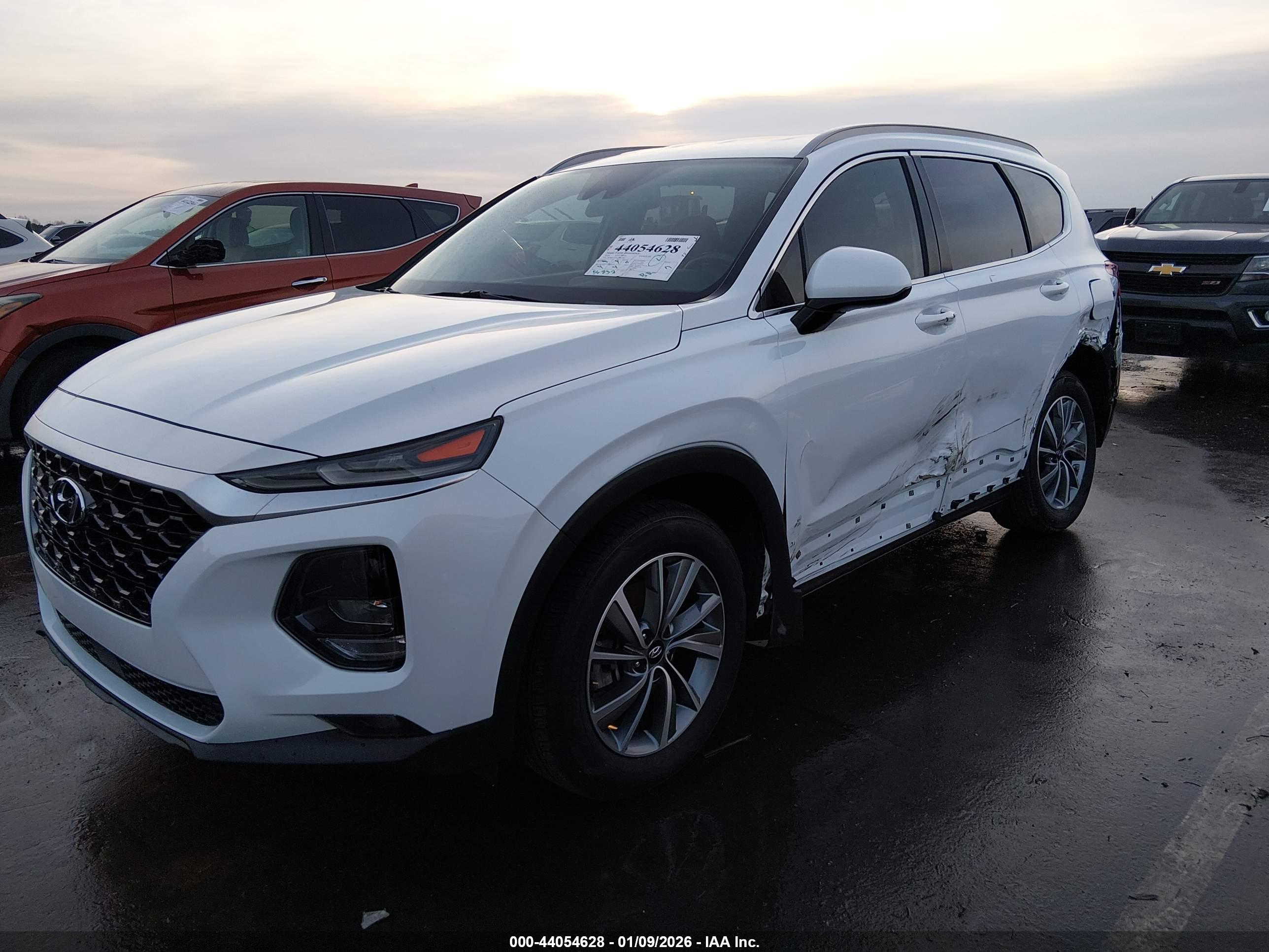 HYUNDAI SANTA image 2
