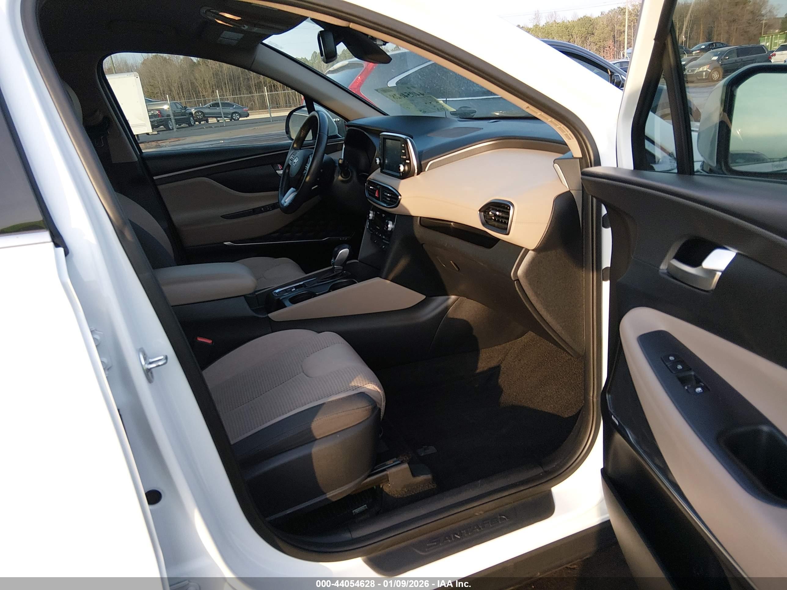 HYUNDAI SANTA image 5