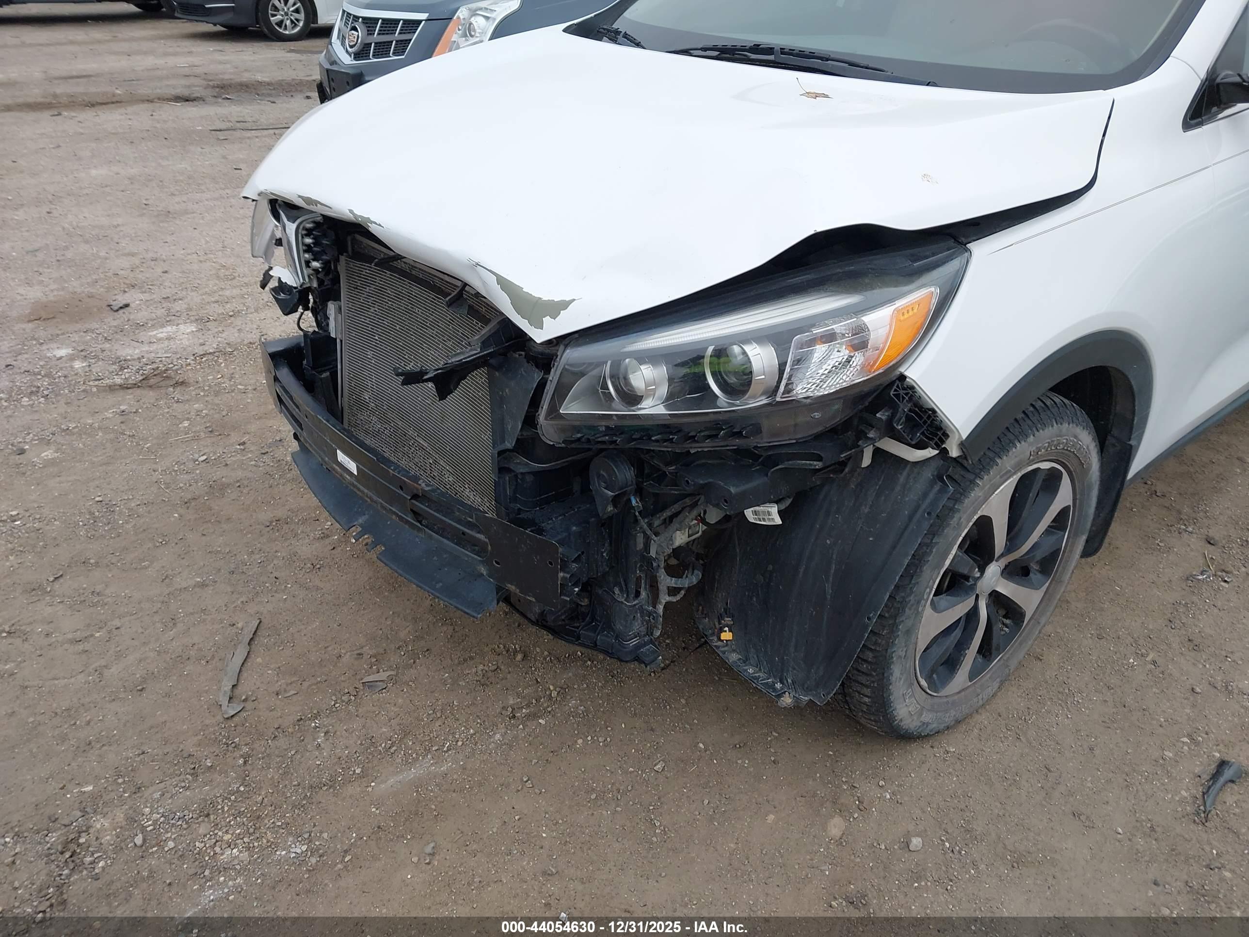 KIA SORENTO image 6