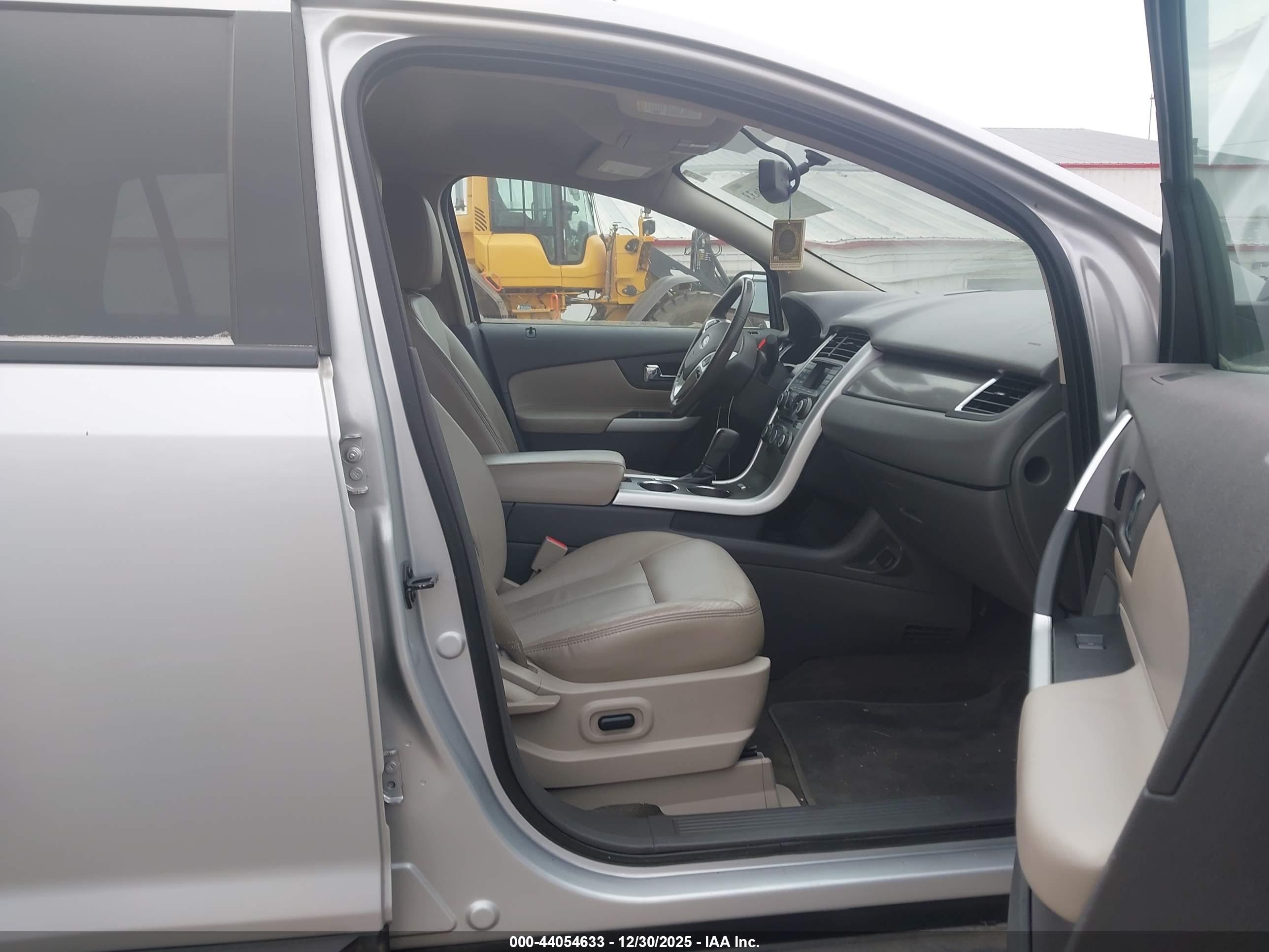 FORD EDGE image 5