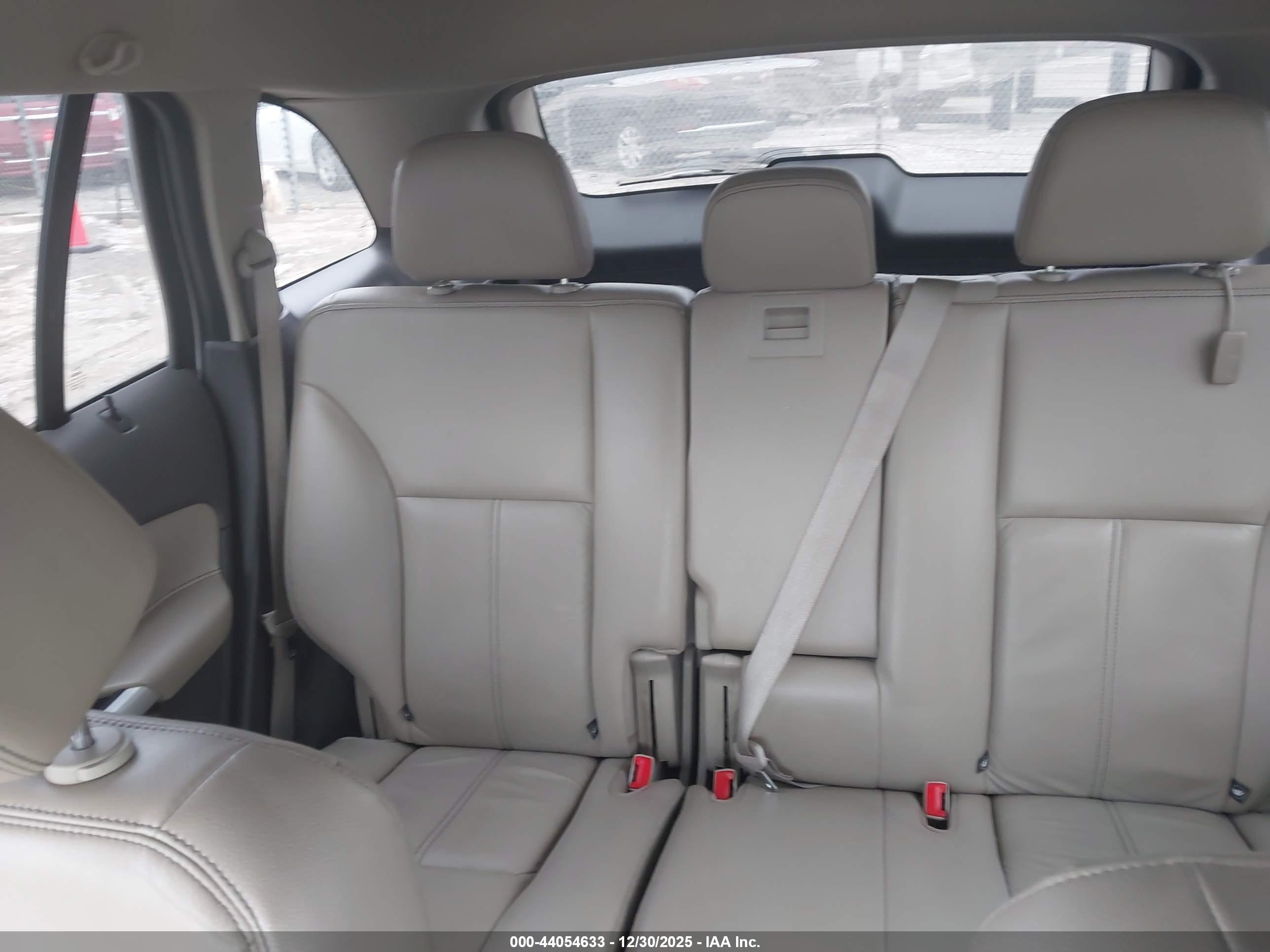 FORD EDGE image 8
