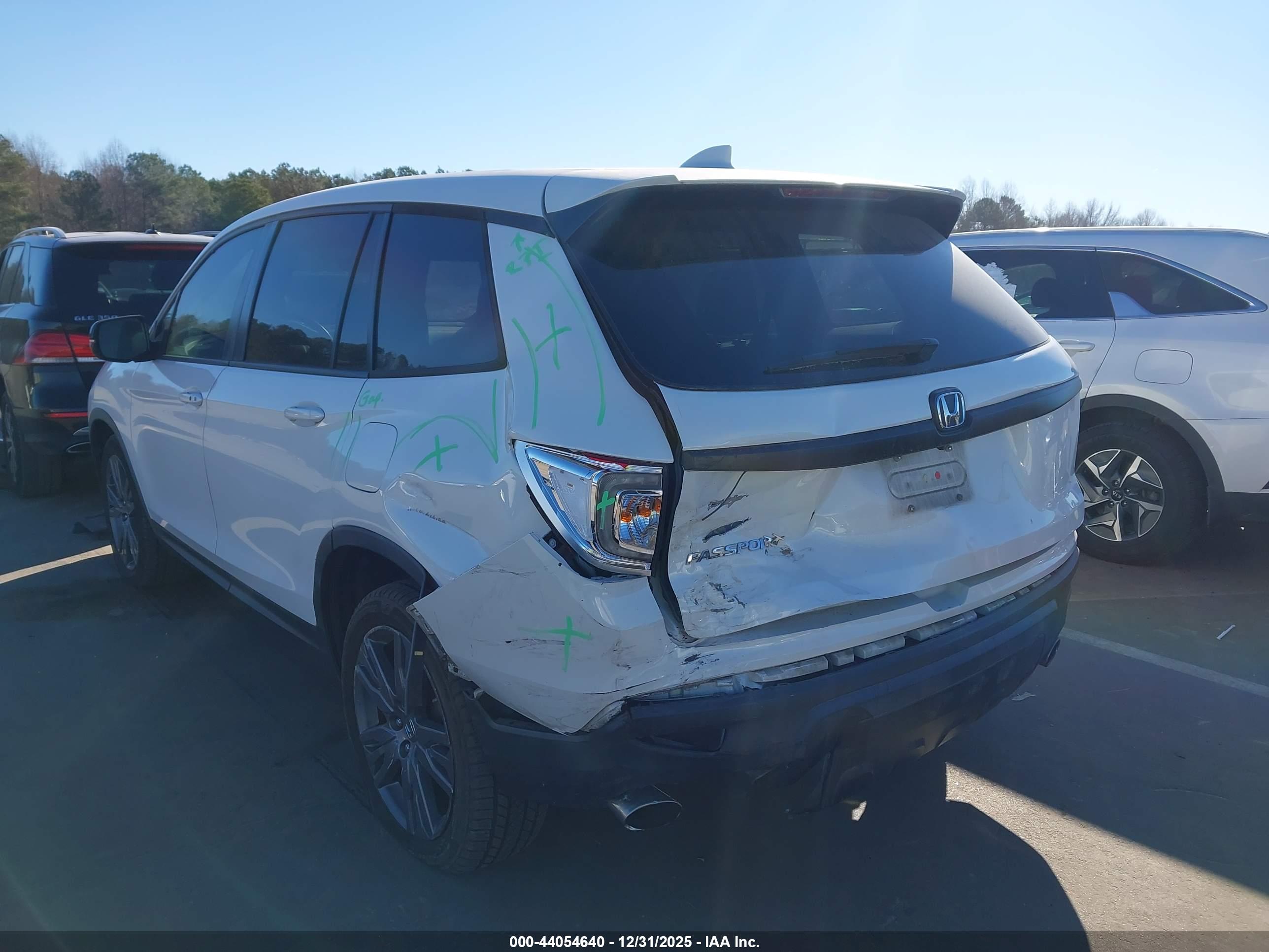 HONDA PASSPORT image 6