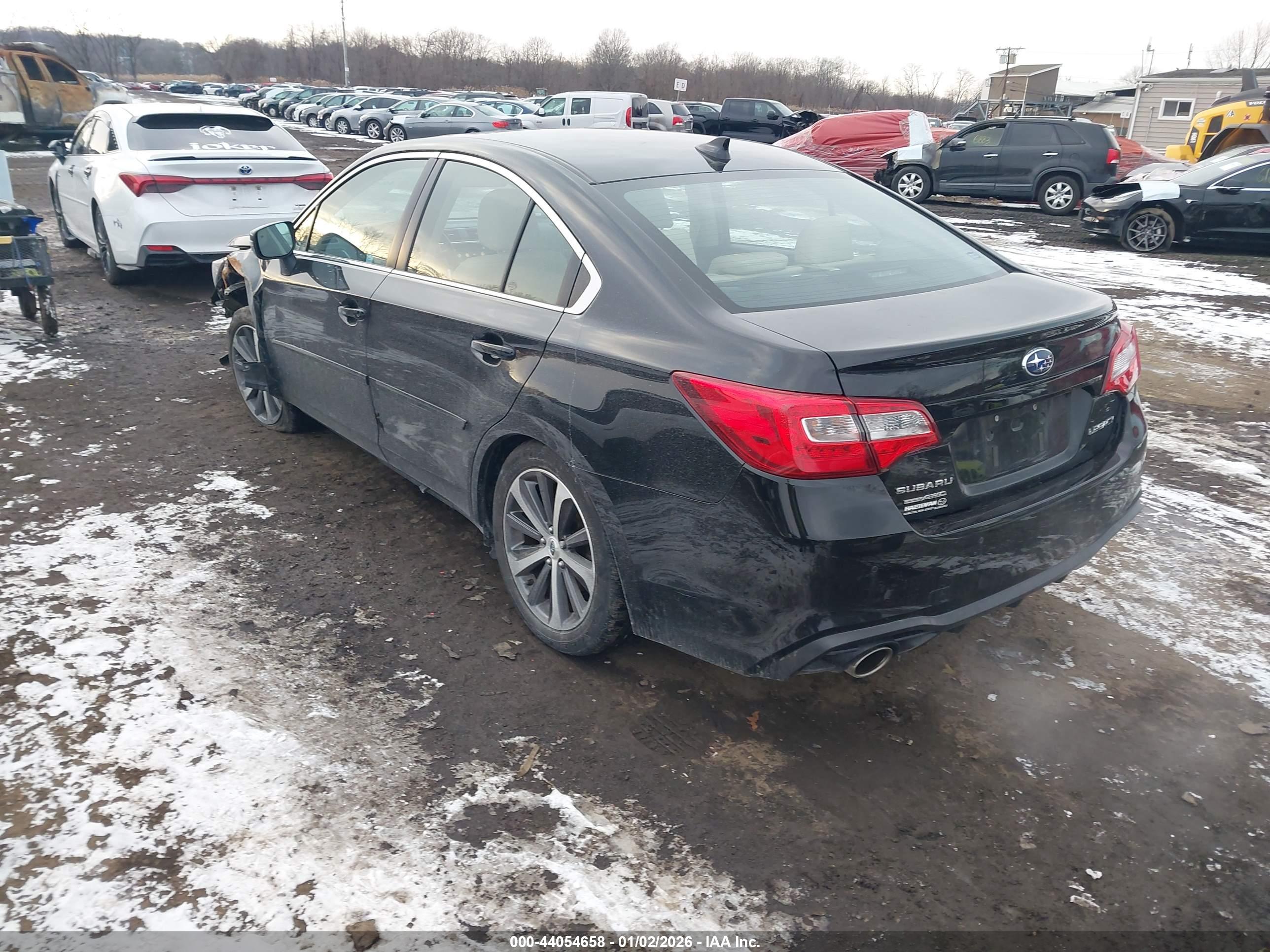 SUBARU LEGACY image 3