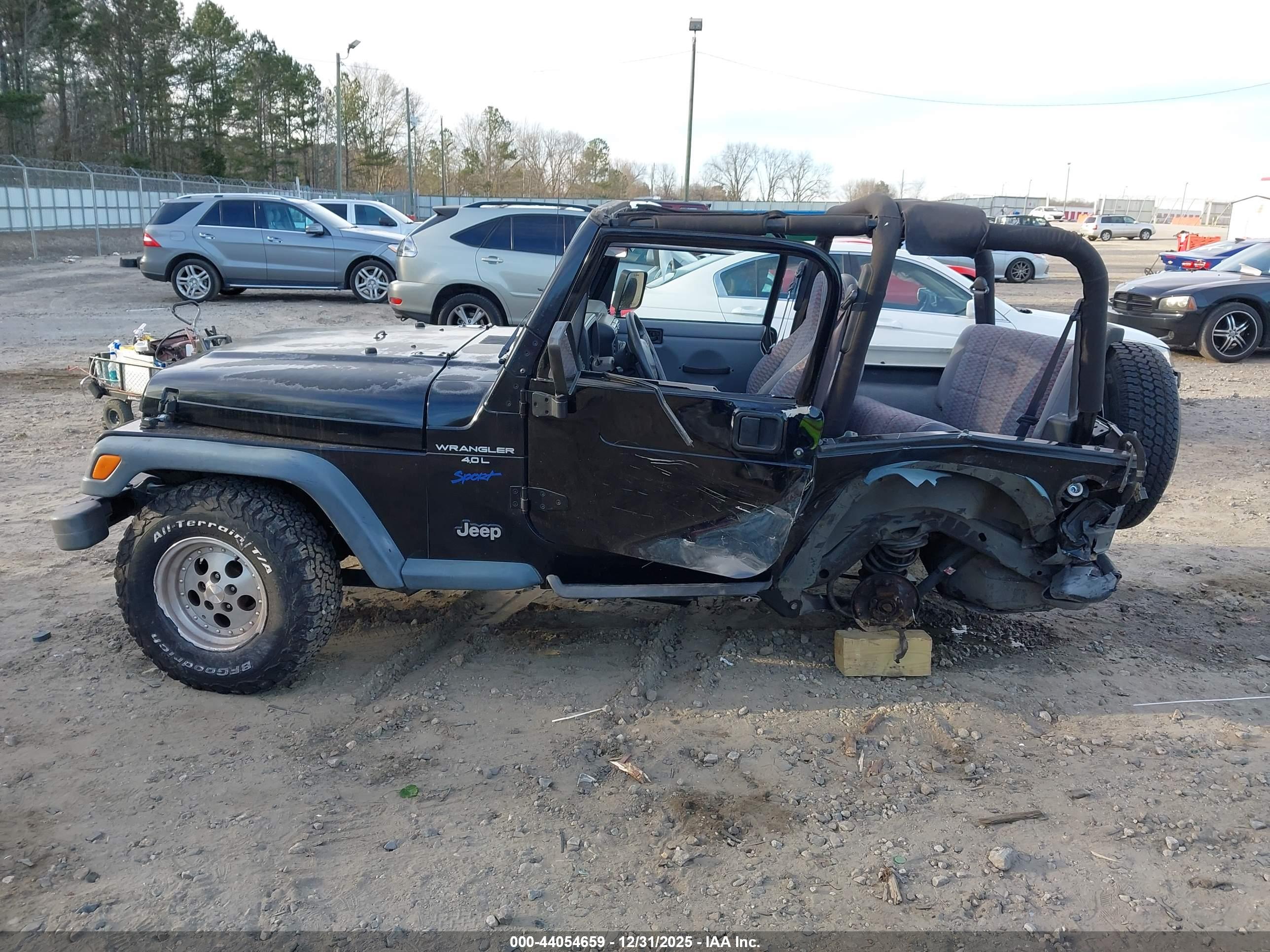 JEEP WRANGLER image 6