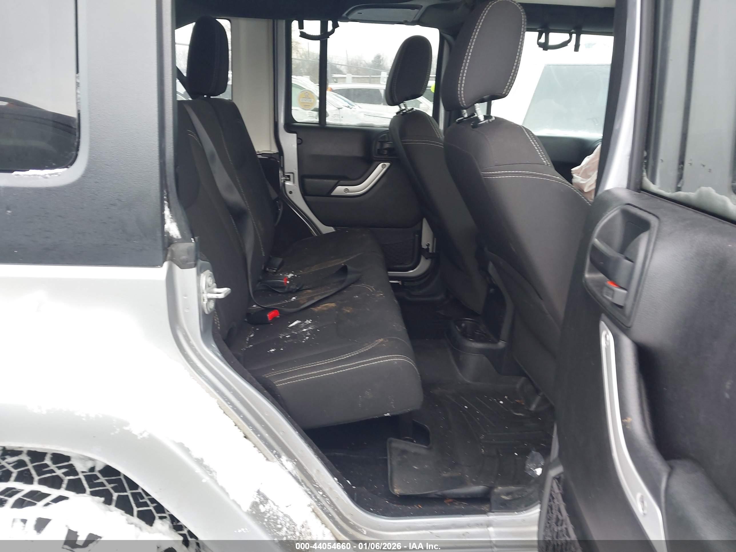 JEEP WRANGLER image 8
