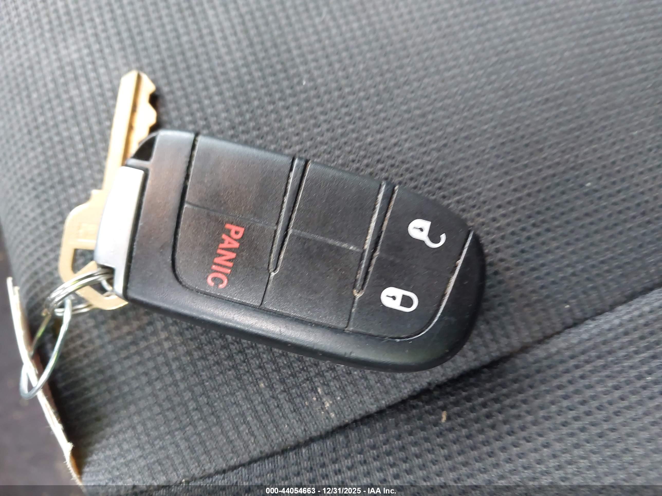 JEEP GRAND image 11