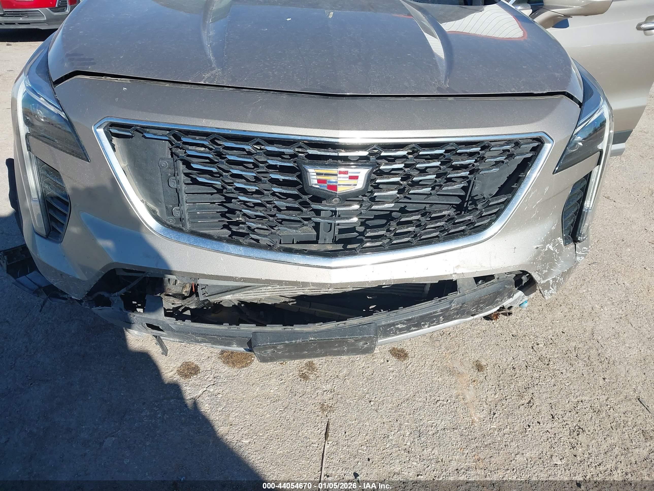 CADILLAC XT4 image 6