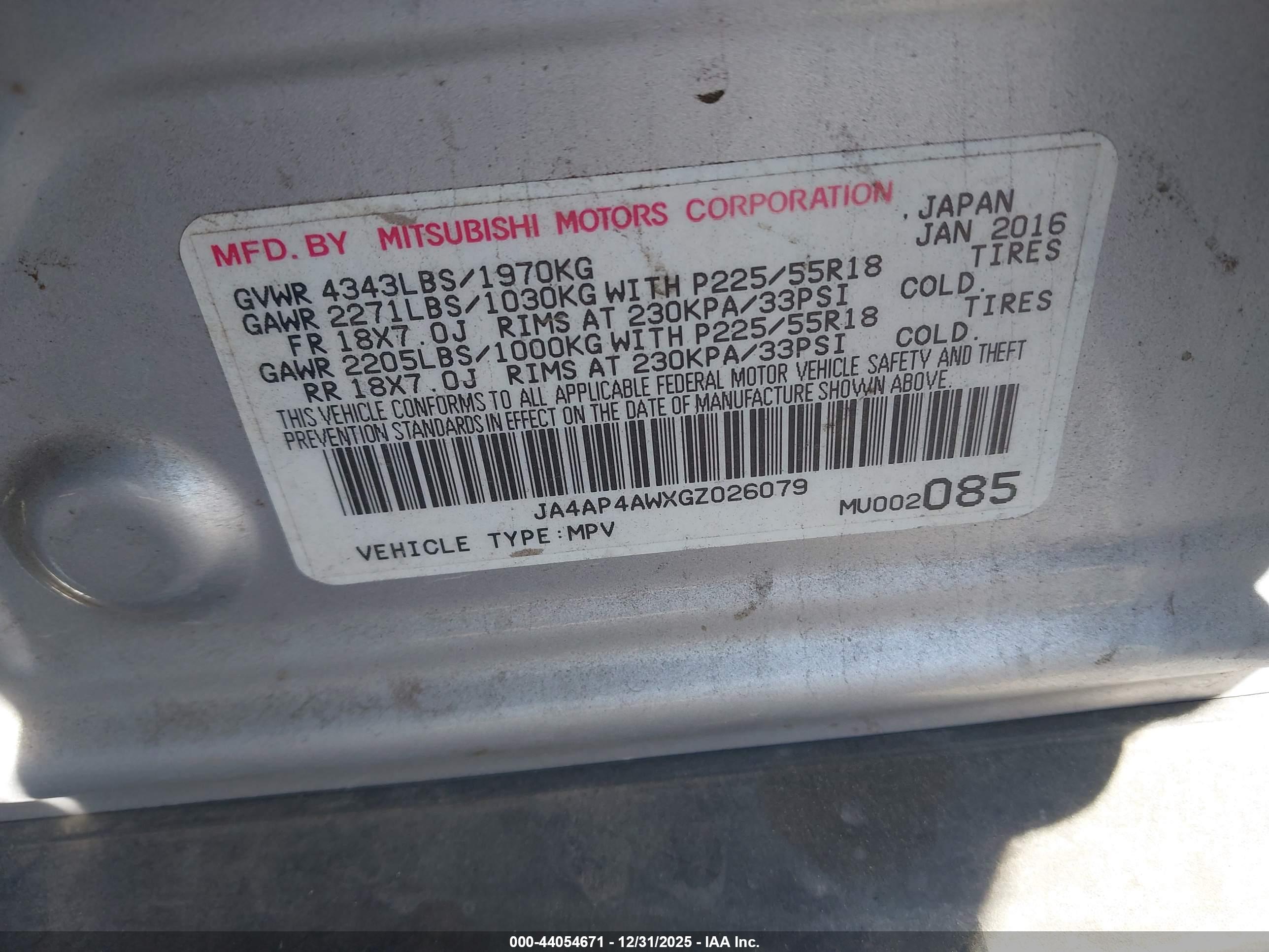 MITSUBISHI OUTLANDER image 9