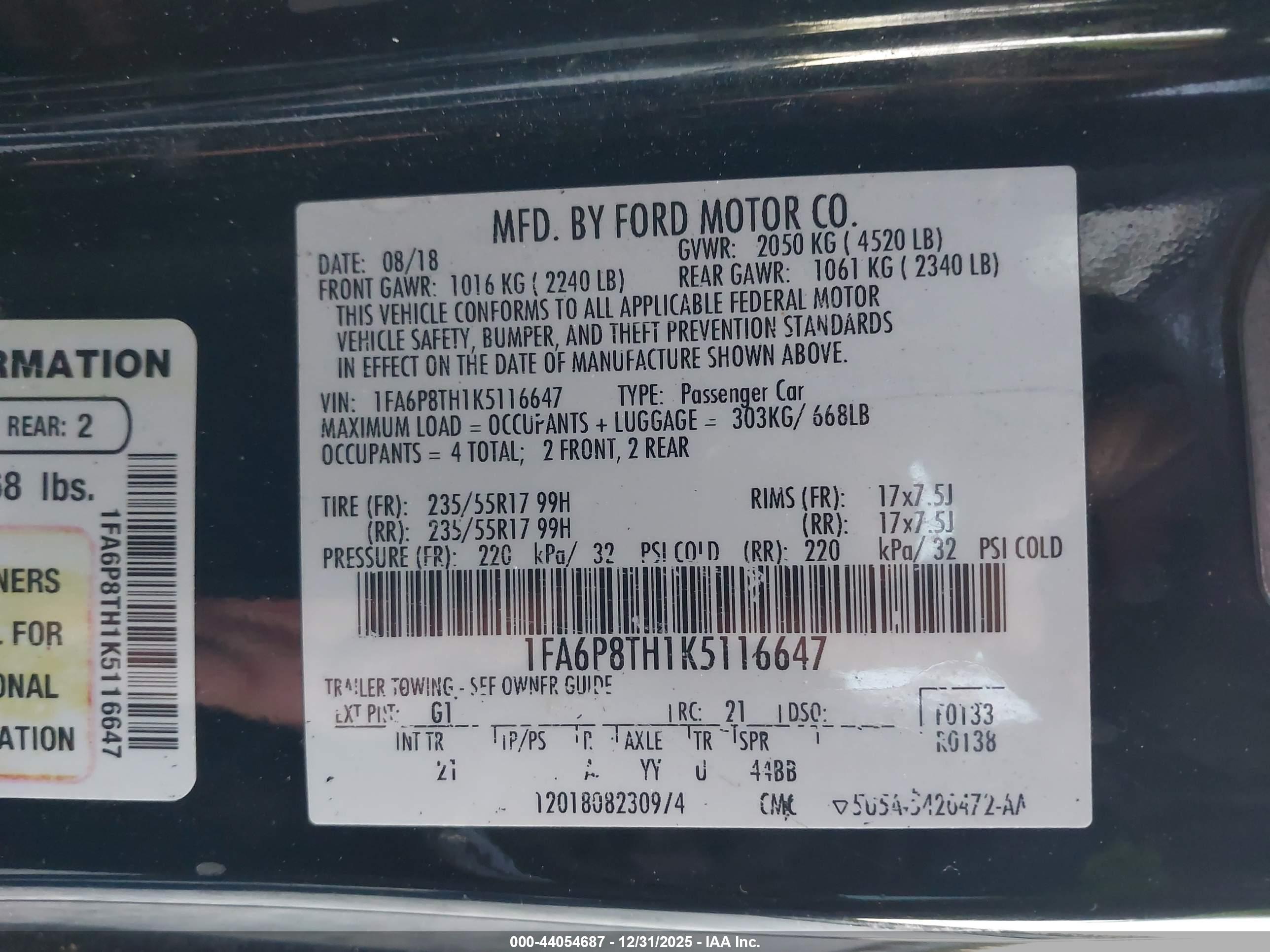 FORD MUSTANG image 9