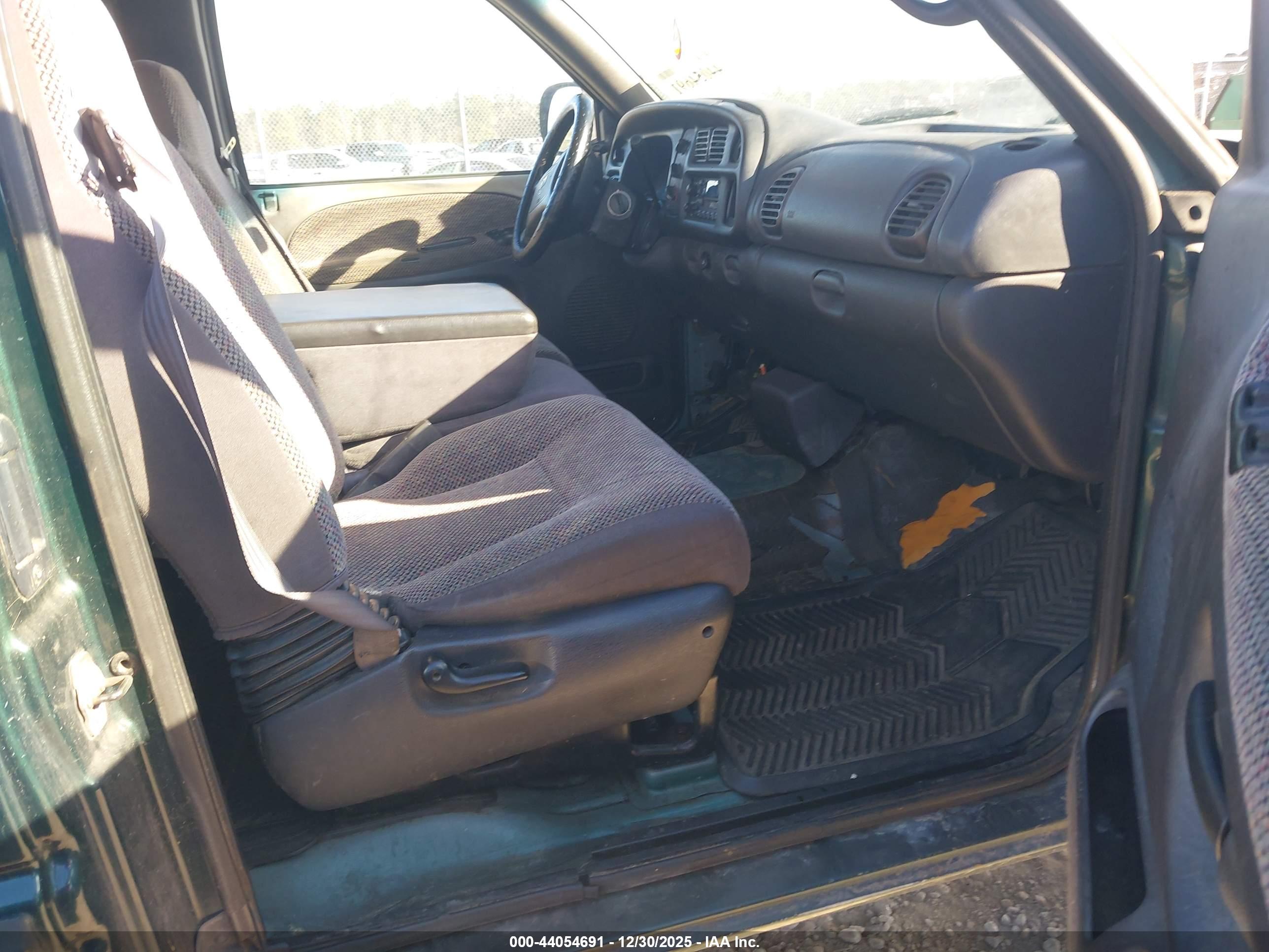 DODGE RAM image 5
