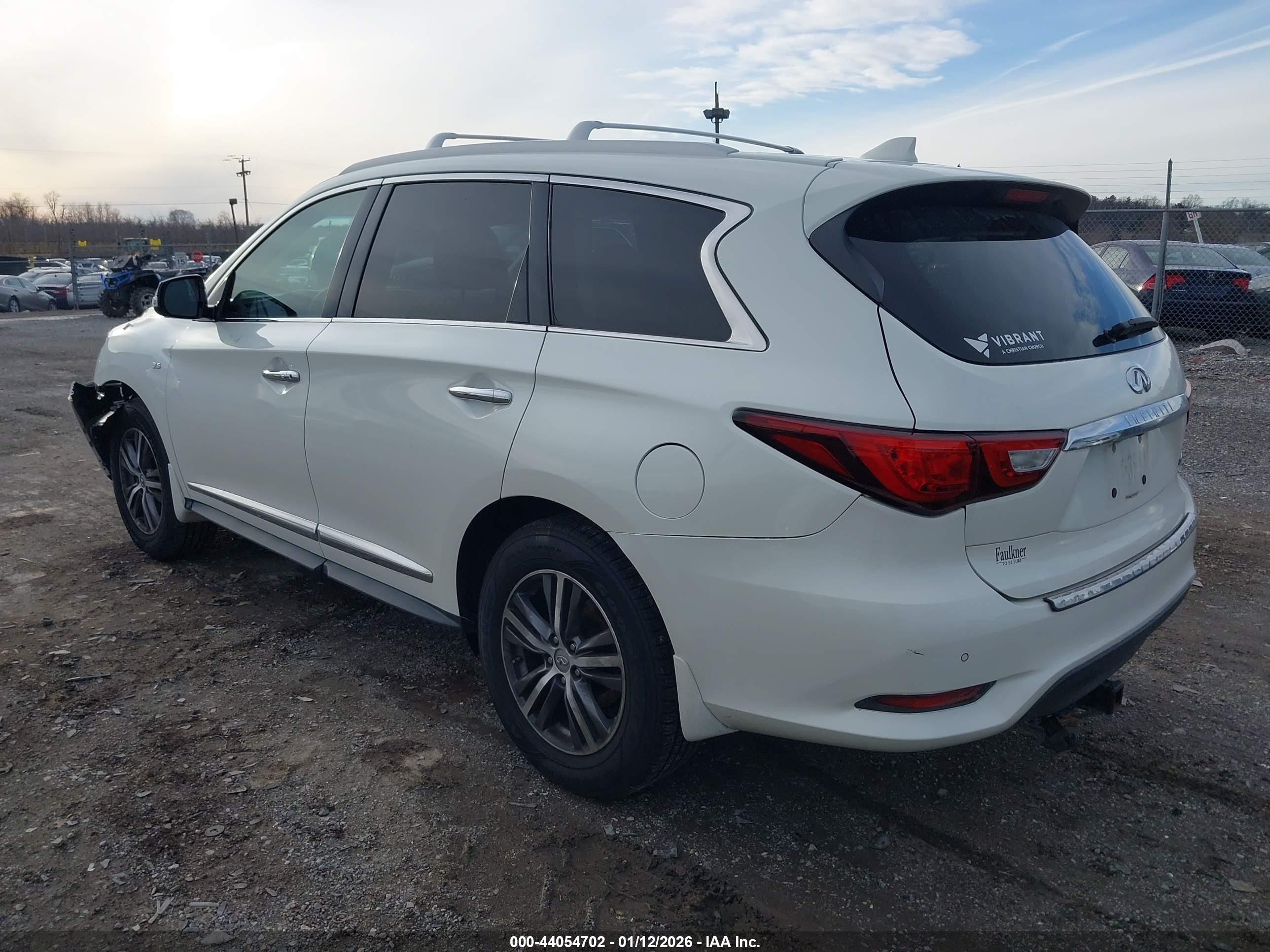 INFINITI QX60 image 3