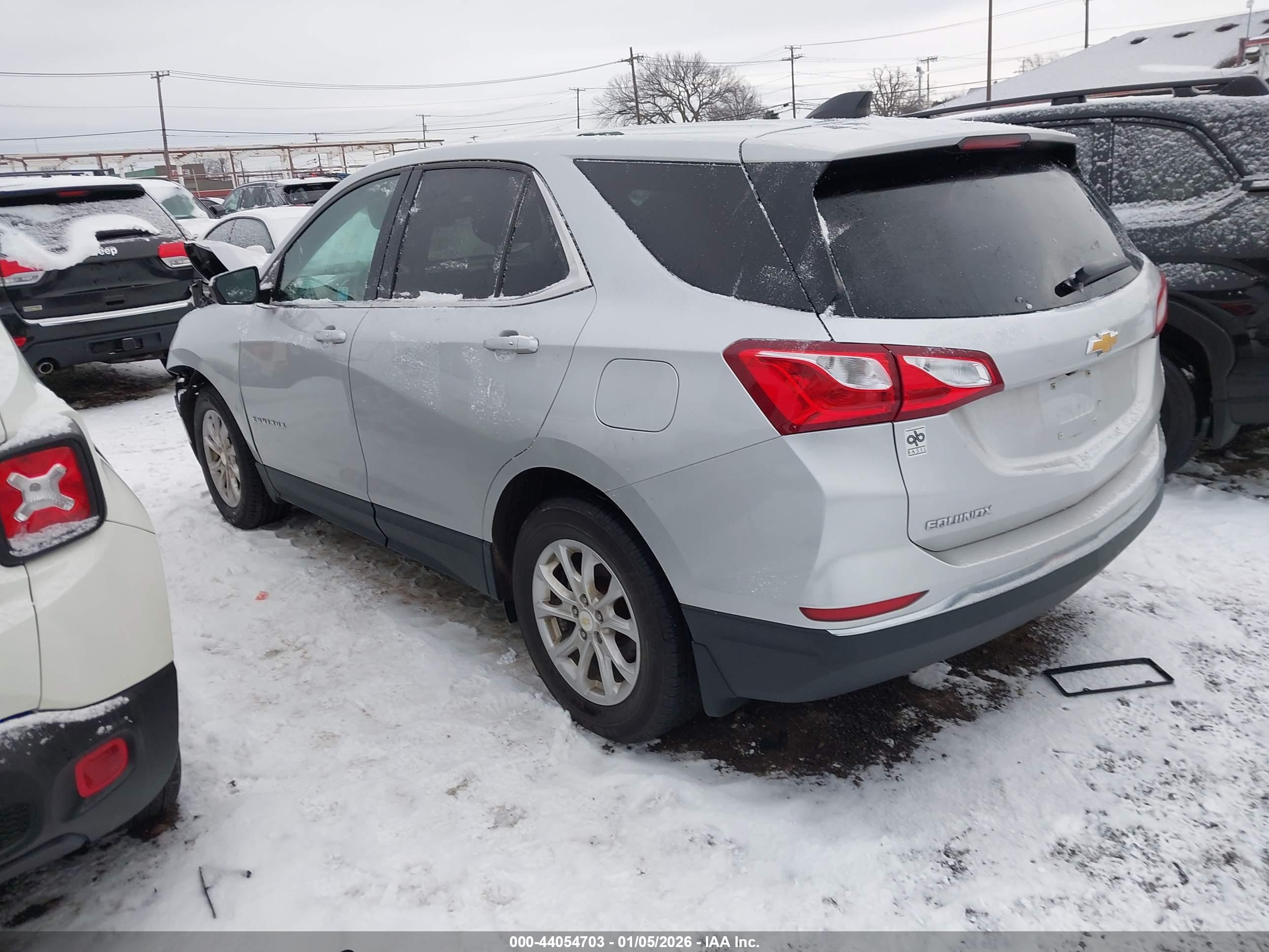 CHEVROLET EQUINOX image 3