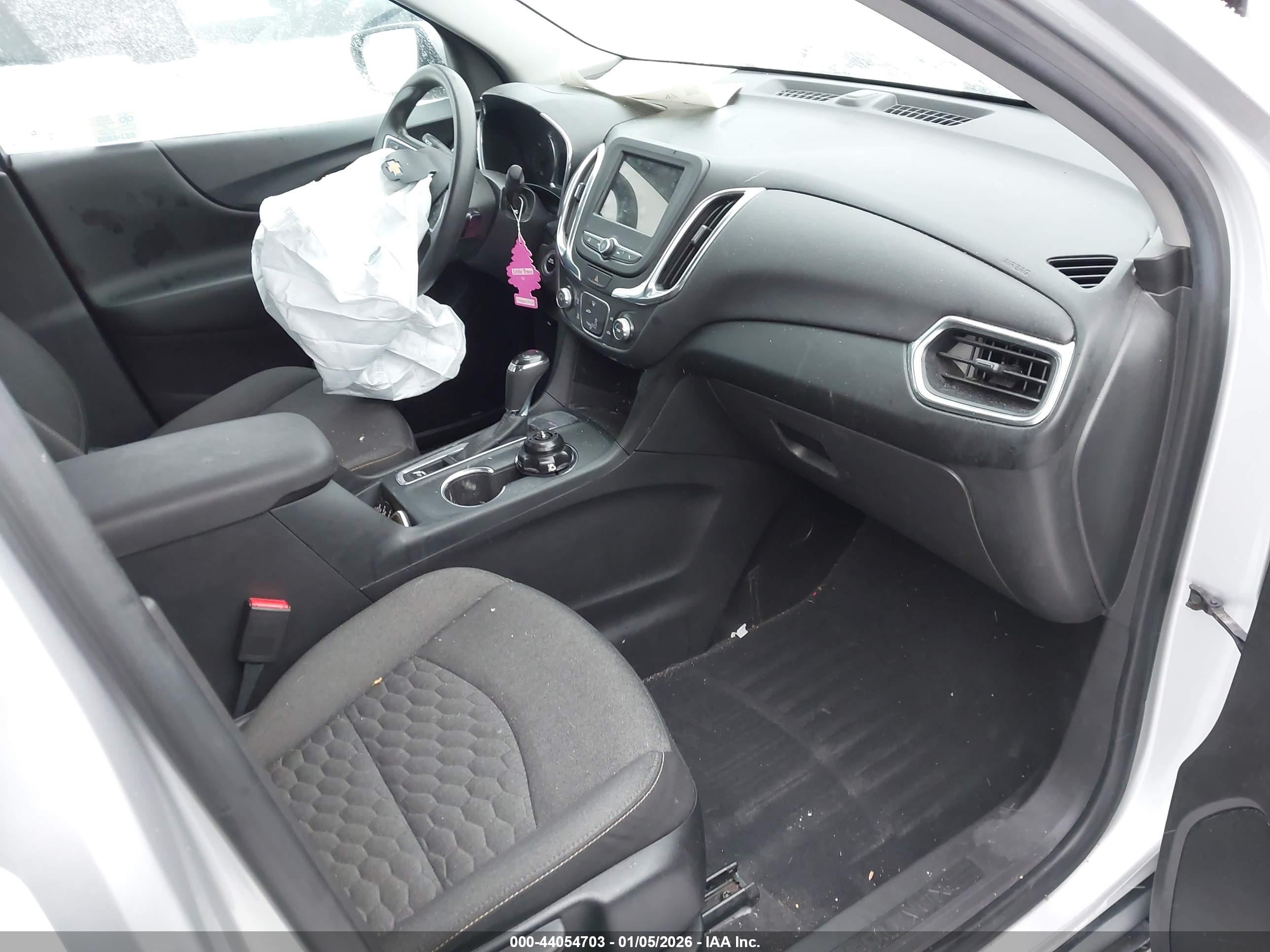 CHEVROLET EQUINOX image 5