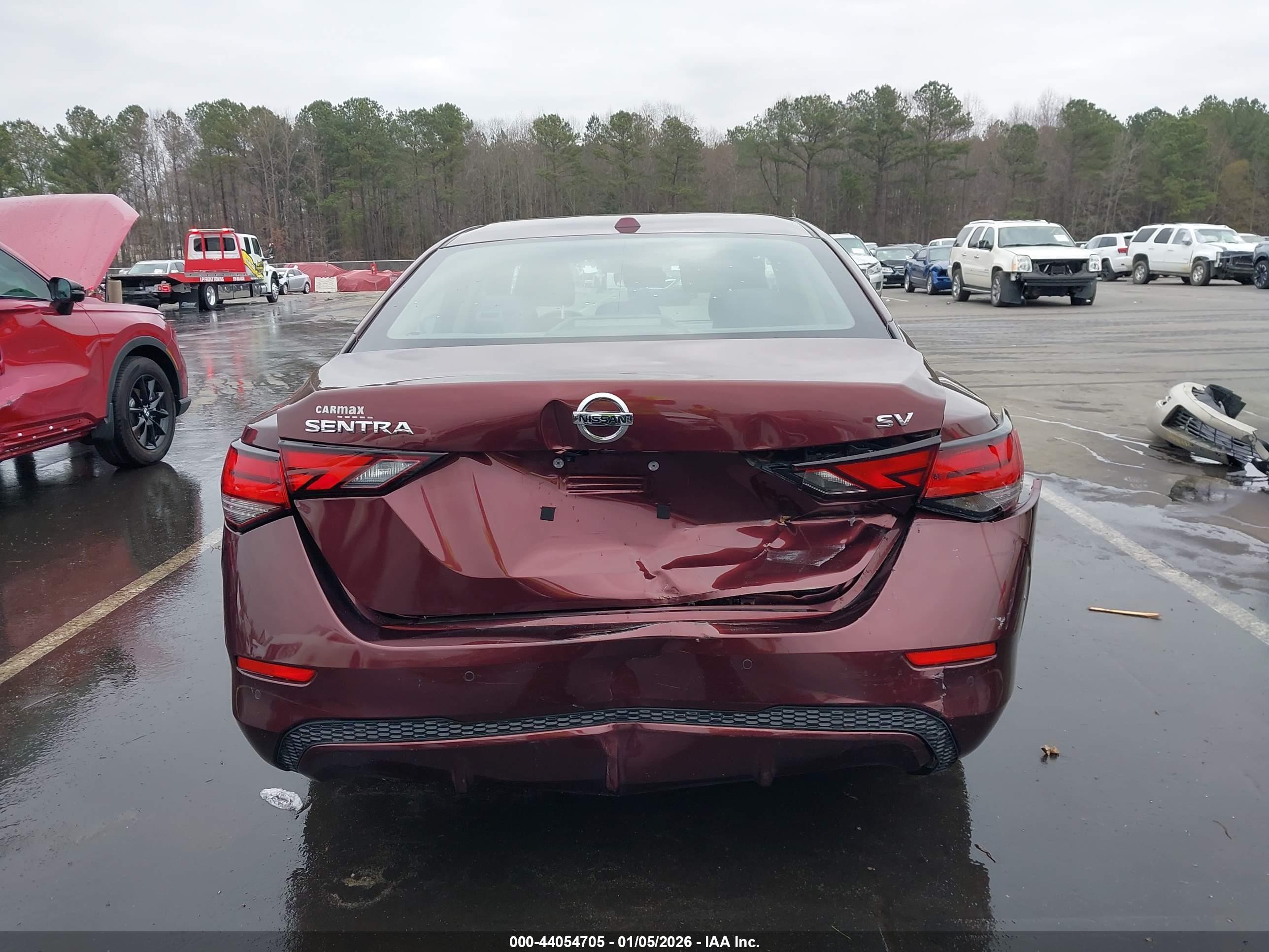 NISSAN SENTRA image 6