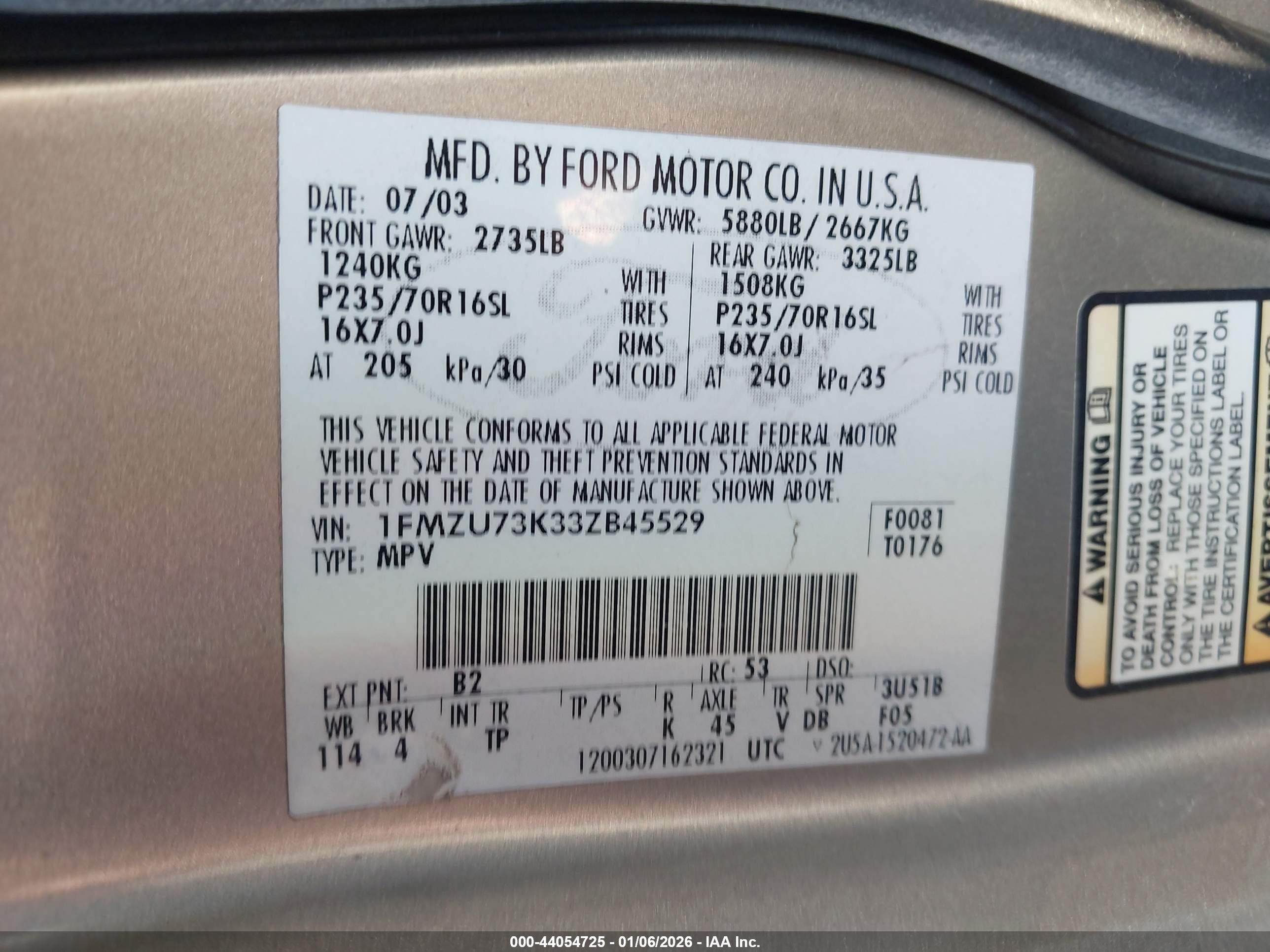 FORD EXPLORER image 9