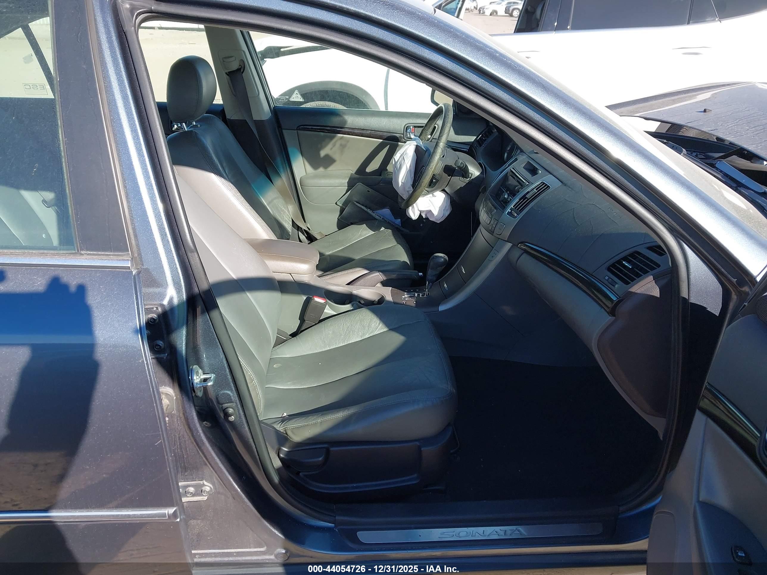 HYUNDAI SONATA image 5