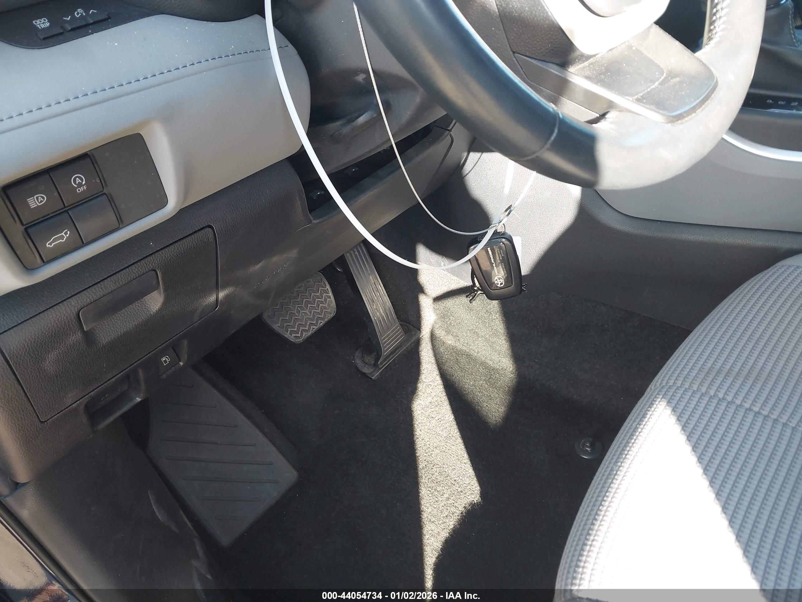 TOYOTA HIGHLANDER image 11
