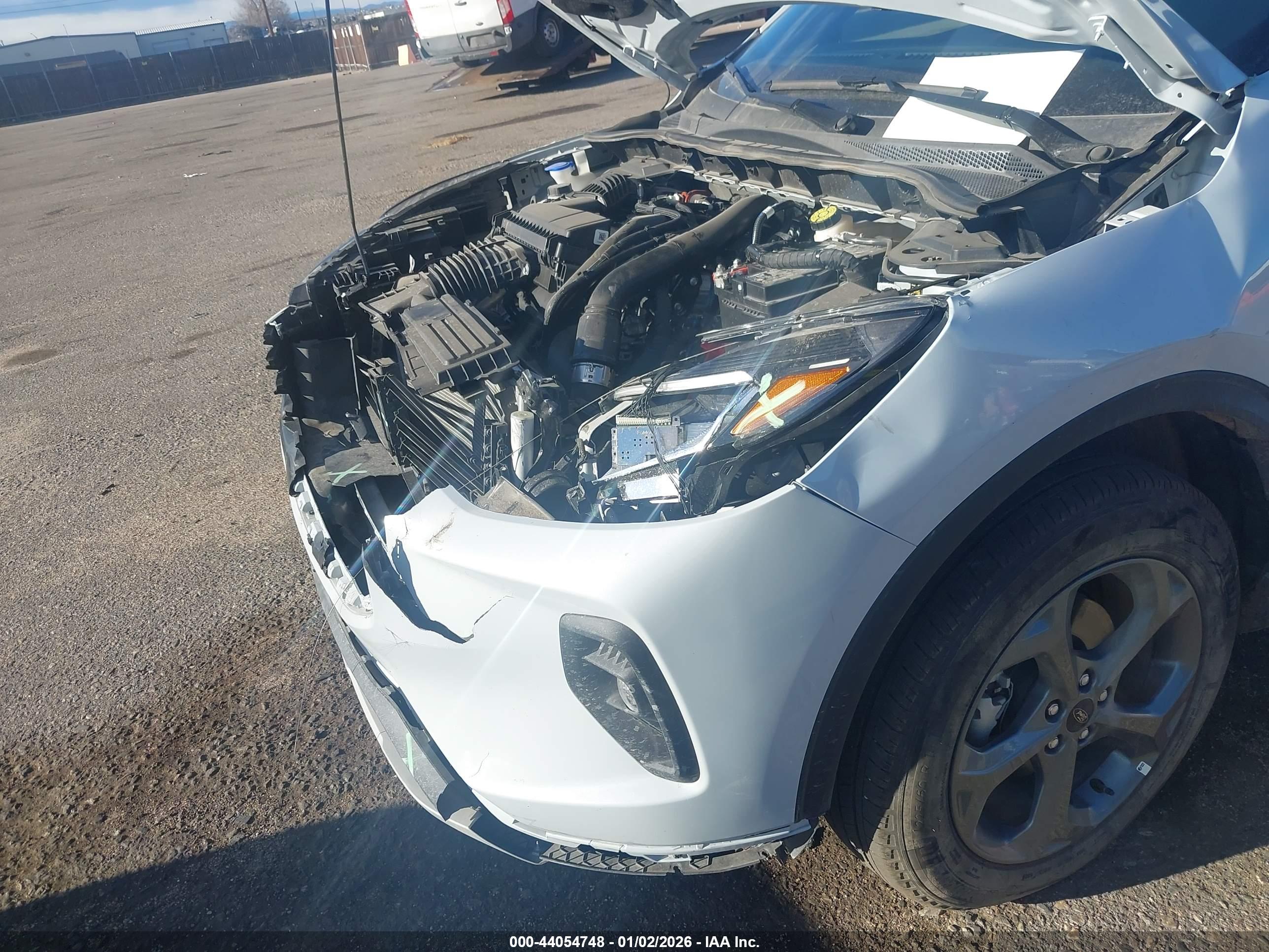 FORD ESCAPE image 6